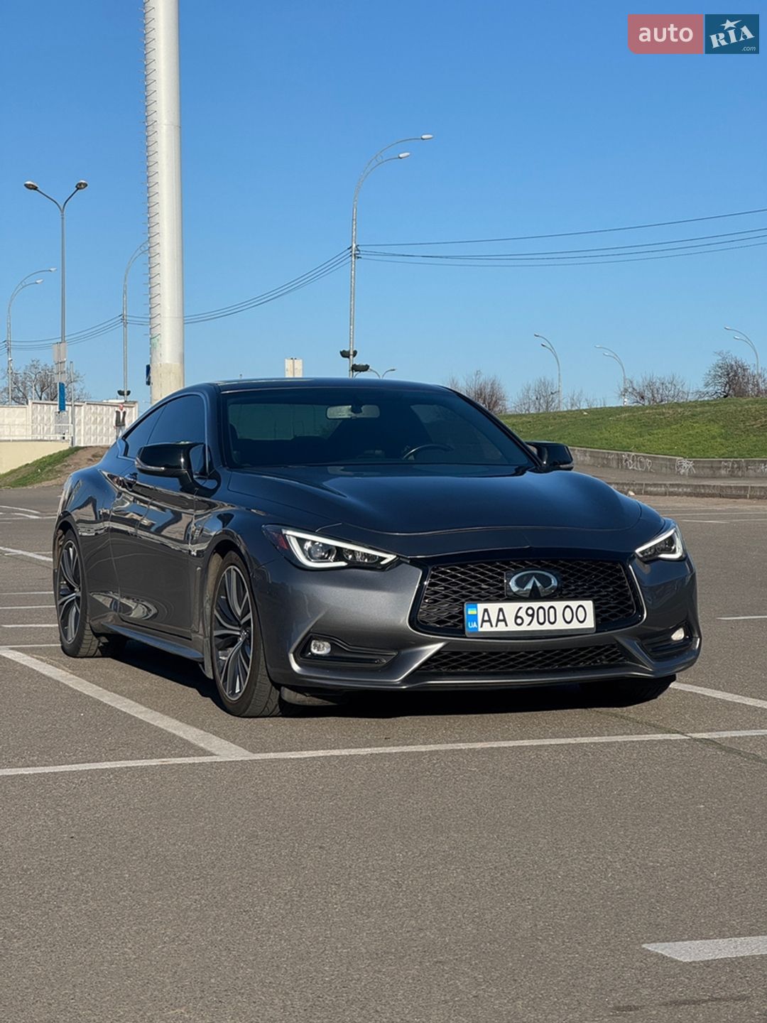 Головне фото звіту автомобіля INFINITI Q60 2018