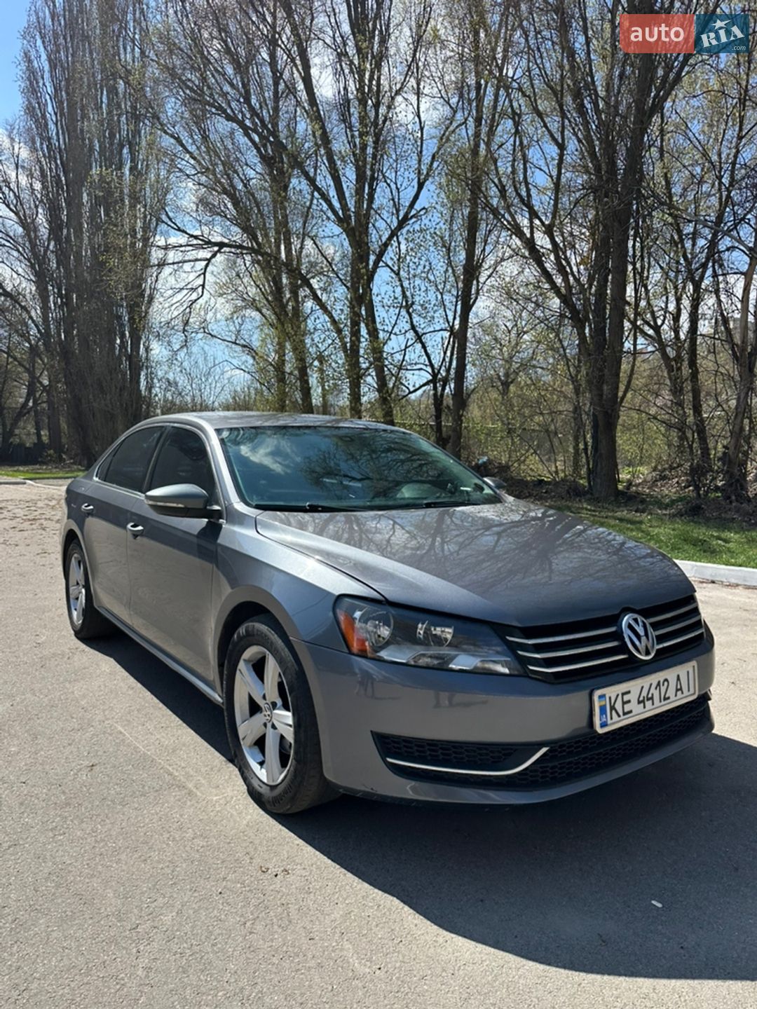 VOLKSWAGEN PASSAT 2012