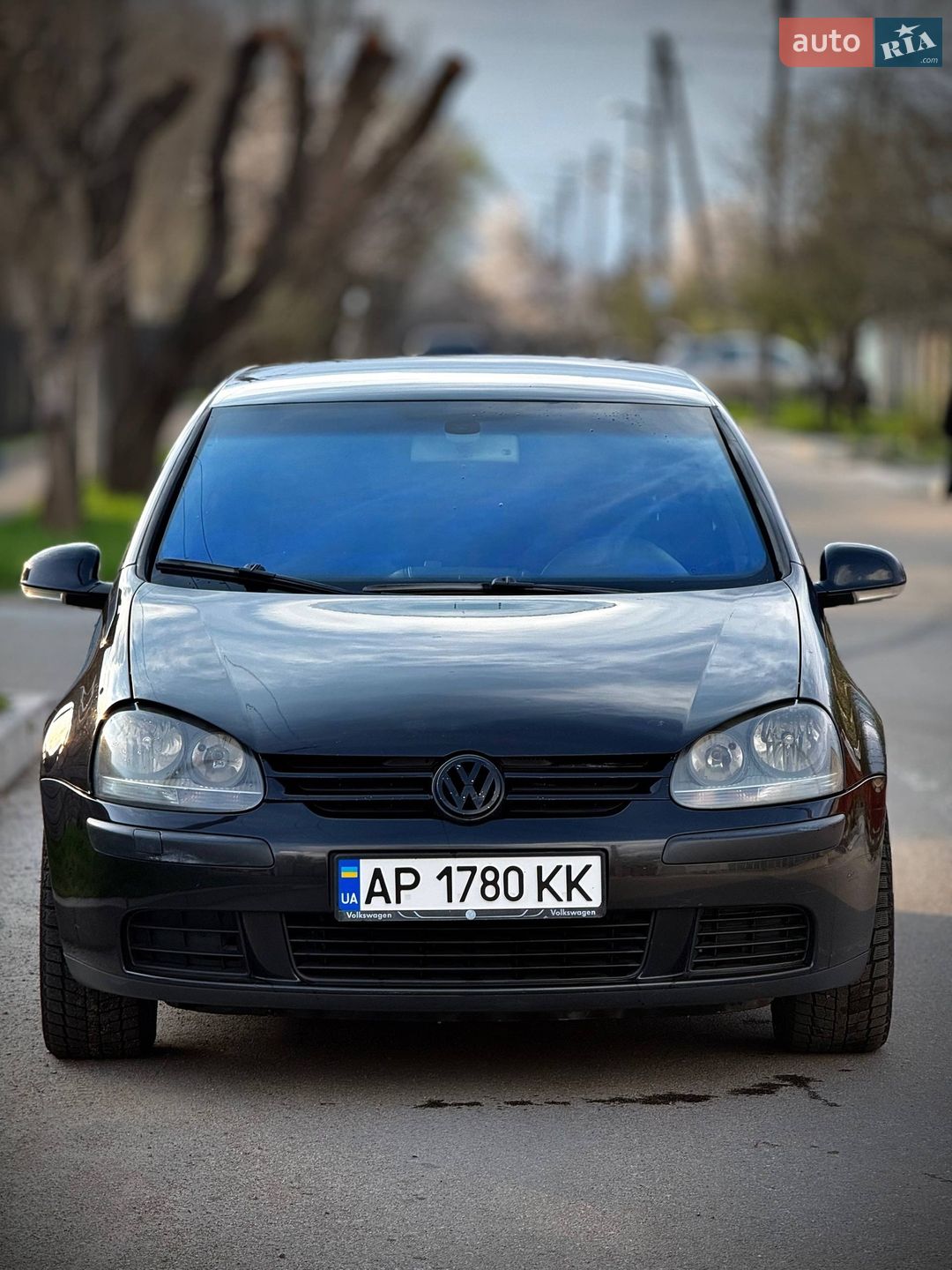 VOLKSWAGEN GOLF 2003