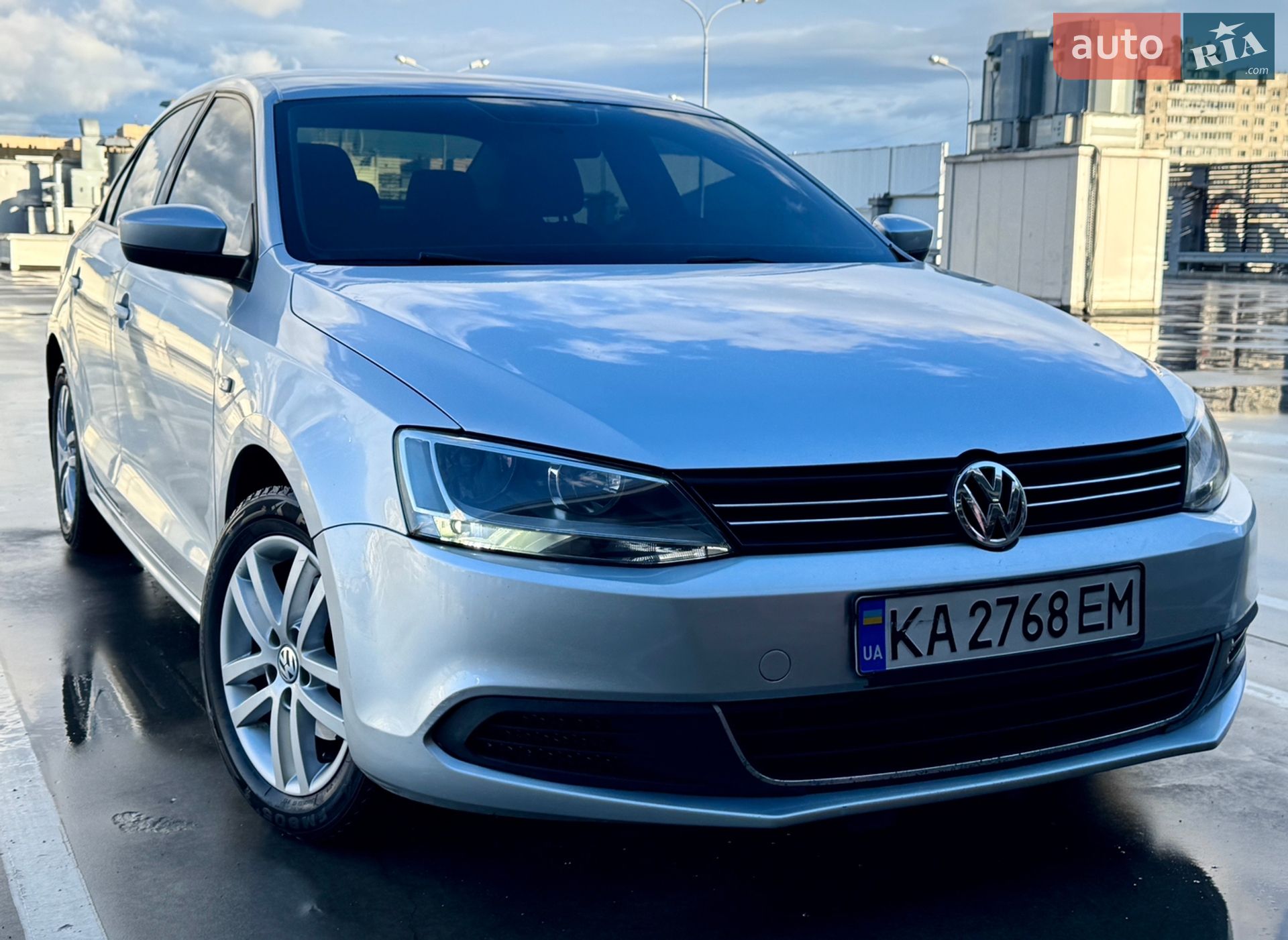 VOLKSWAGEN JETTA 2011