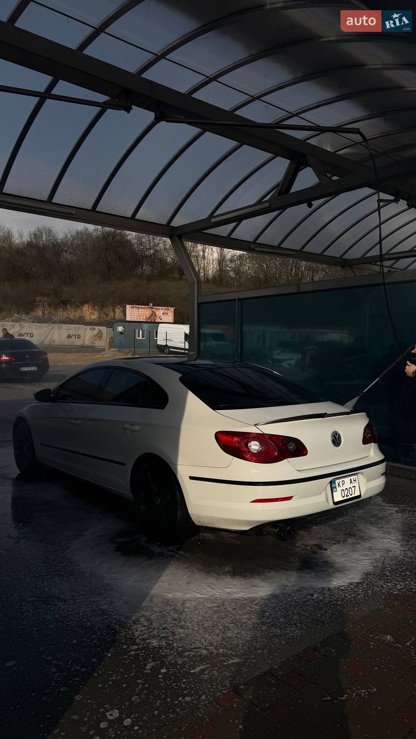 VOLKSWAGEN CC 2010