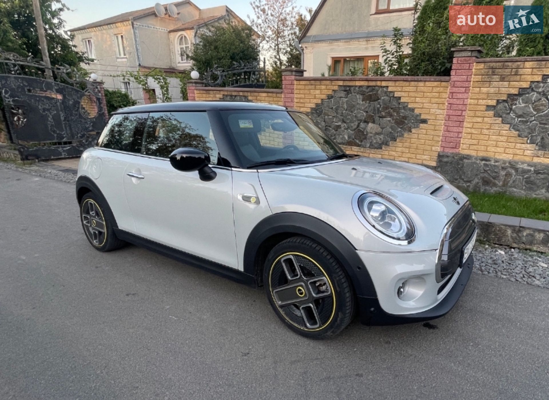 MINI COOPER SE 2021