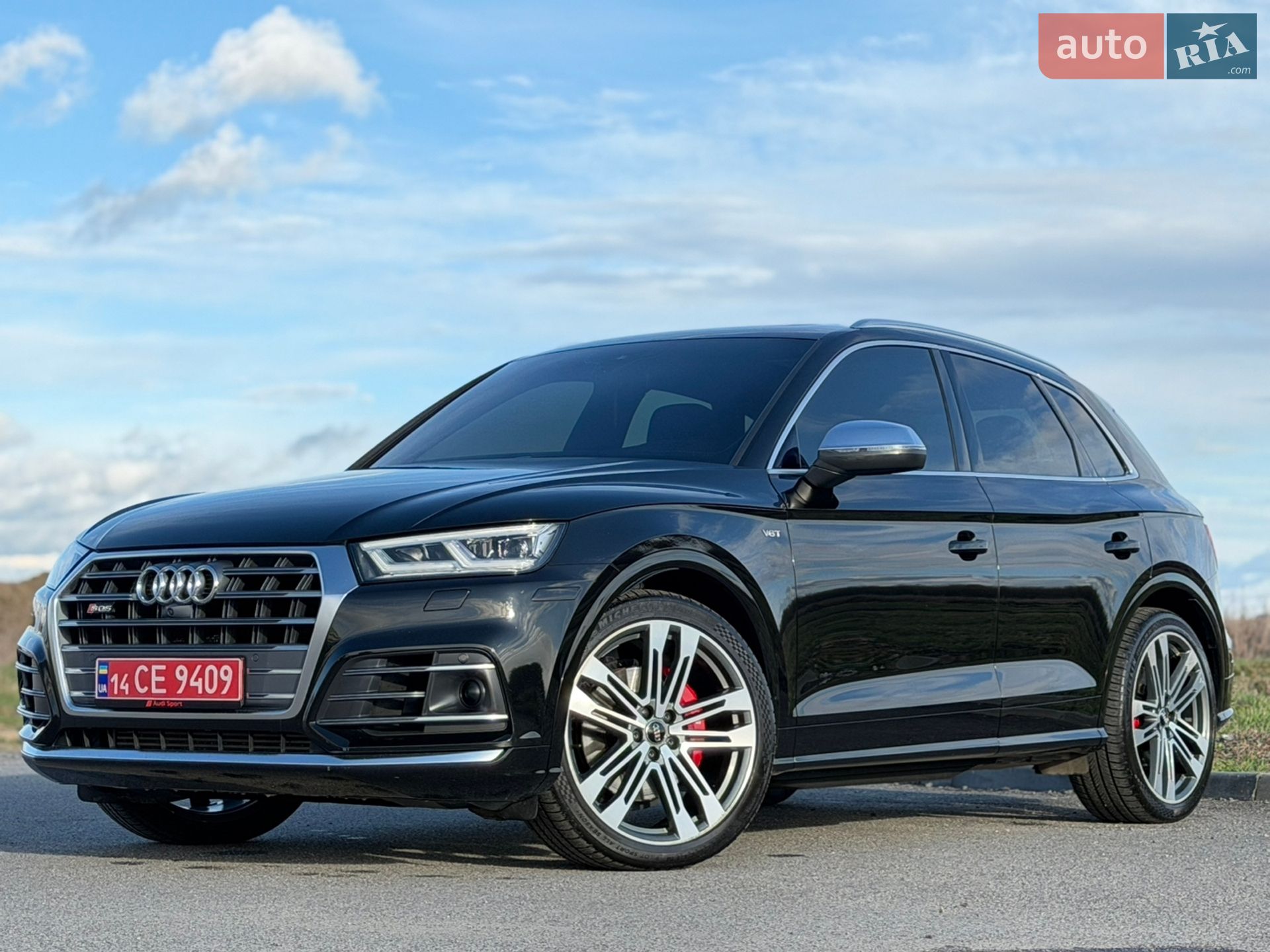 Головне фото звіту автомобіля AUDI SQ5 2018