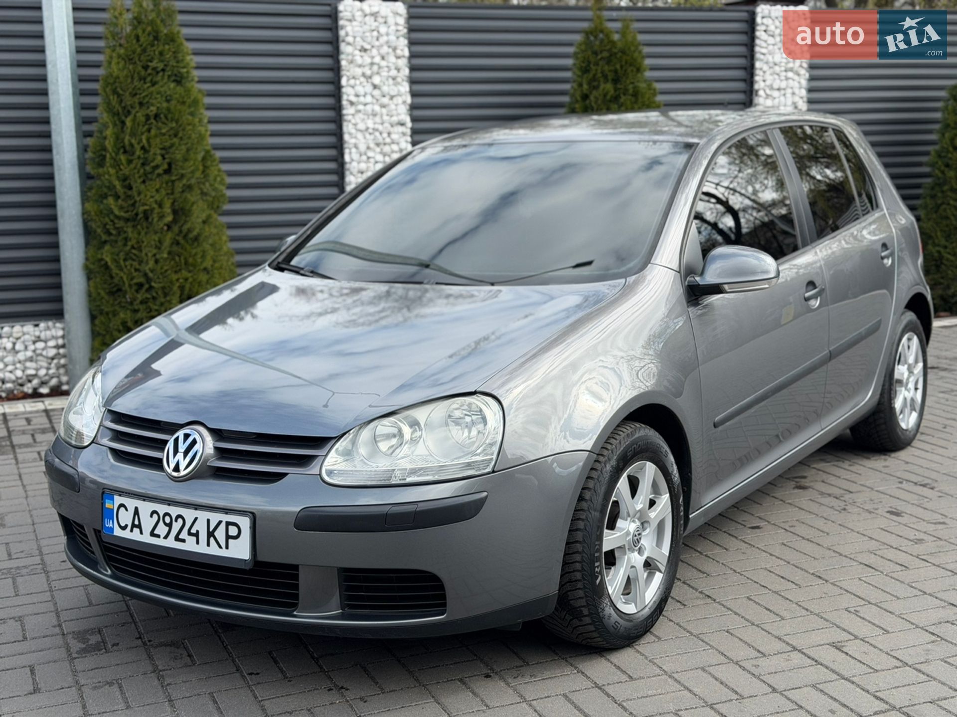 VOLKSWAGEN GOLF 2005