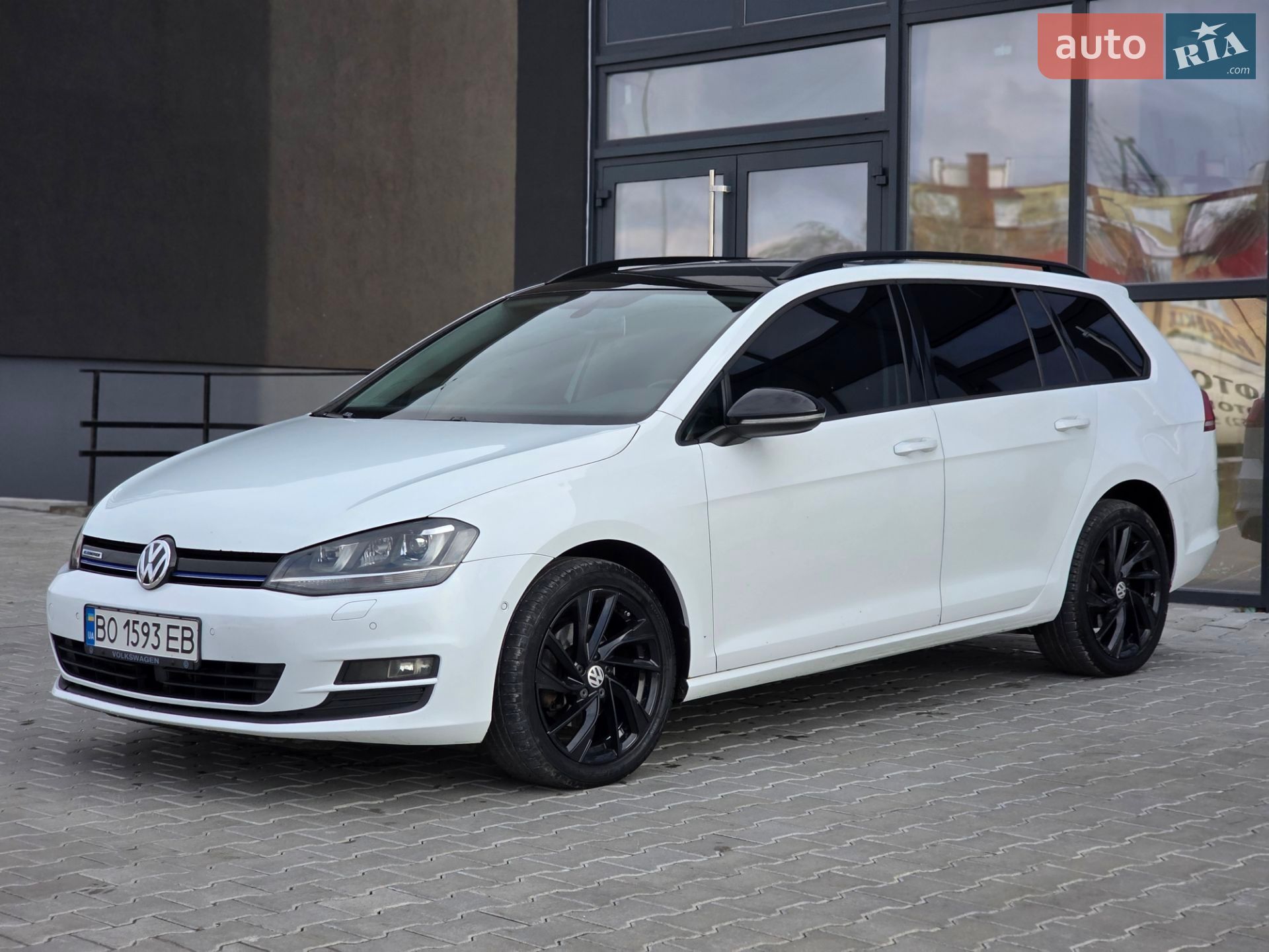 VOLKSWAGEN GOLF 2014