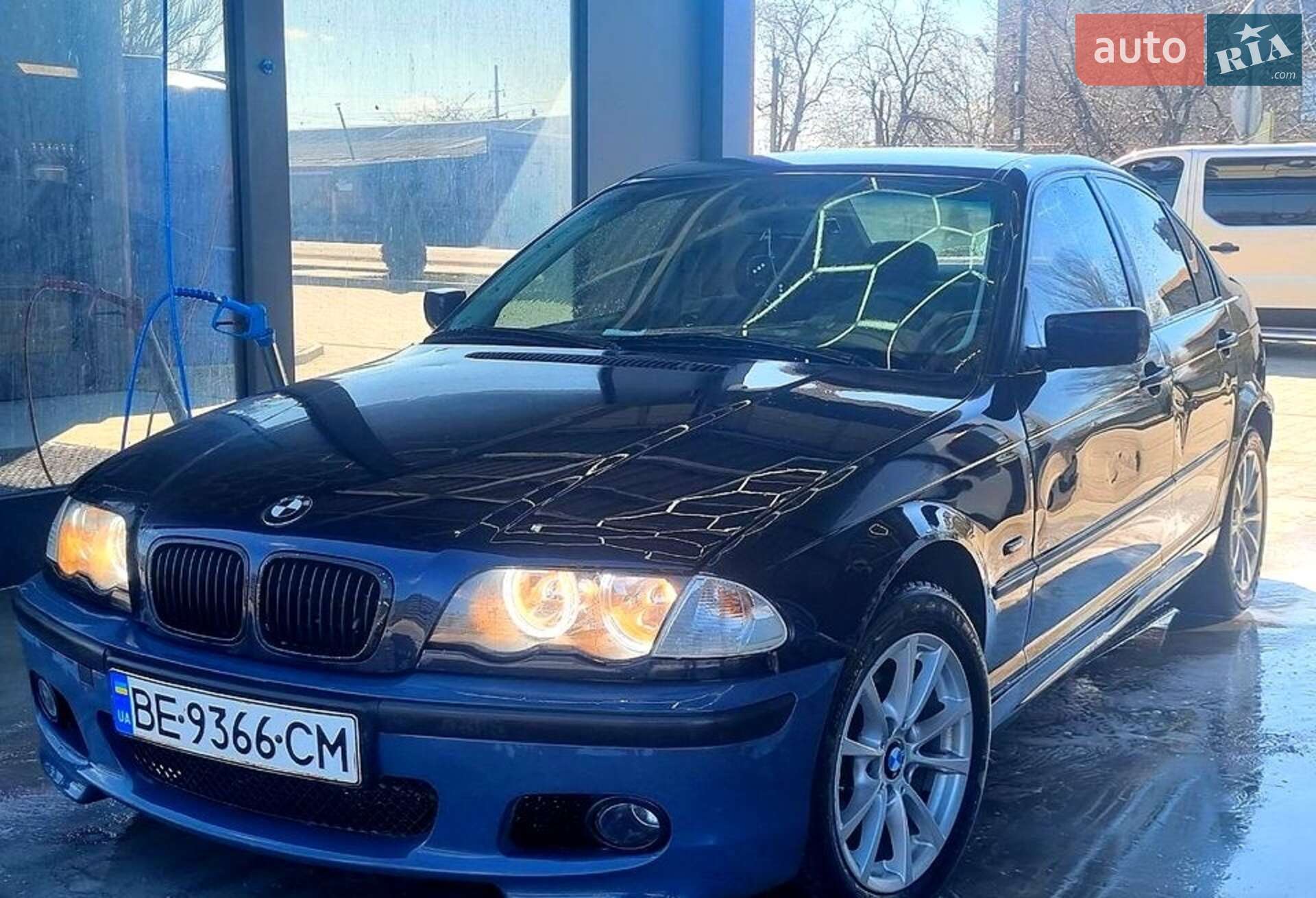 Головне фото звіту автомобіля BMW 316 1999
