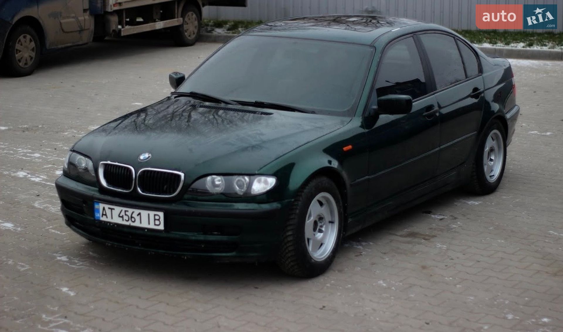 Головне фото звіту автомобіля BMW 318I 1998