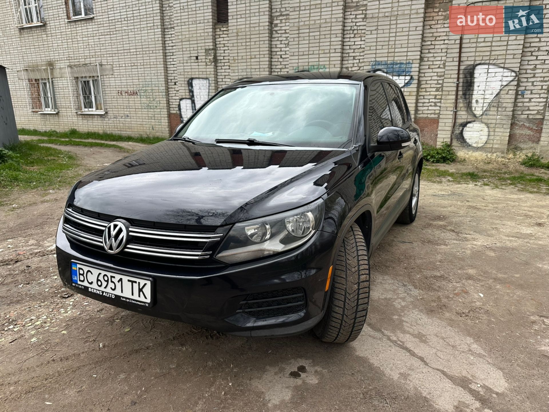 VOLKSWAGEN TIGUAN 2012