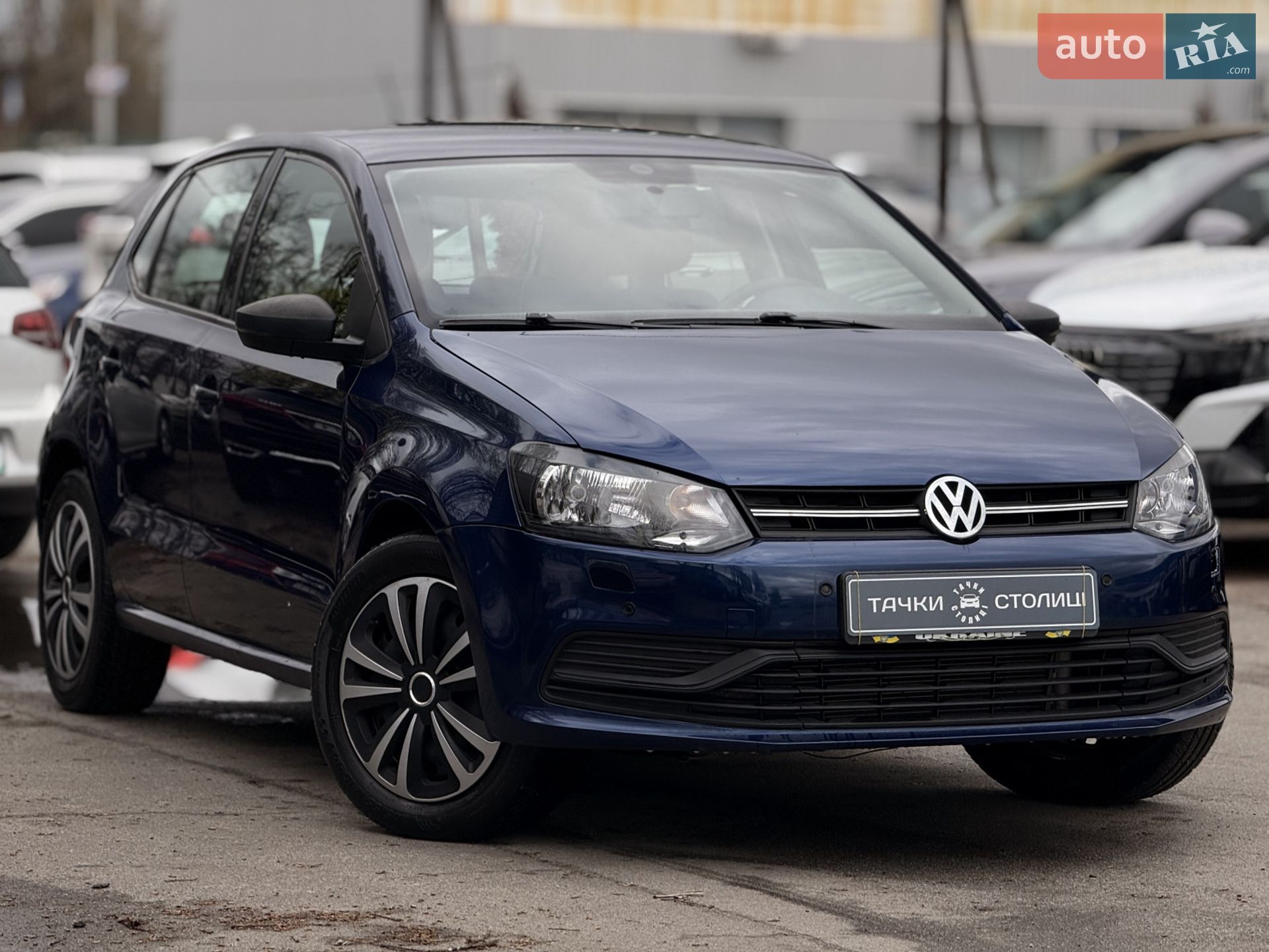 VOLKSWAGEN POLO 2011