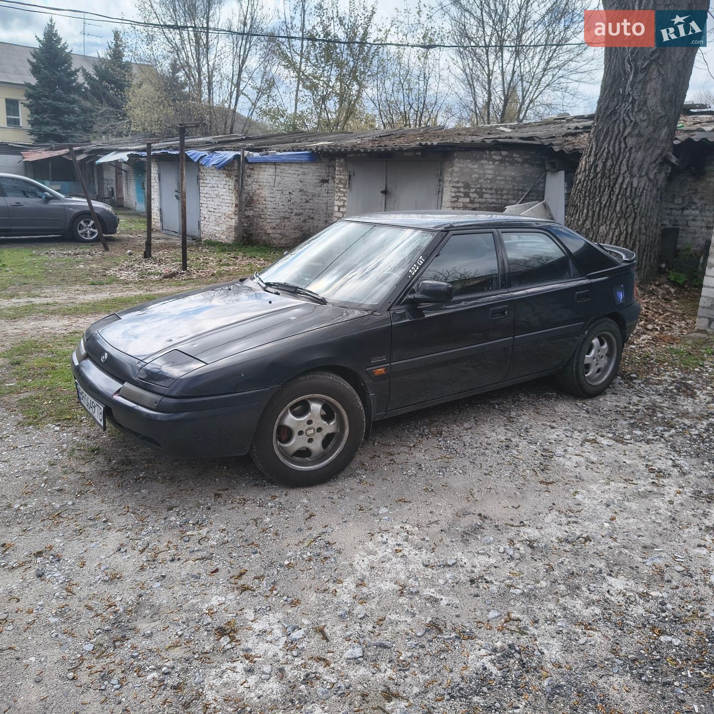 MAZDA 323 1991