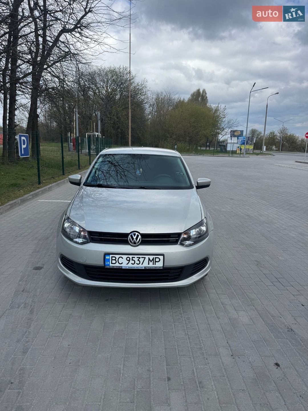 VOLKSWAGEN POLO 2013