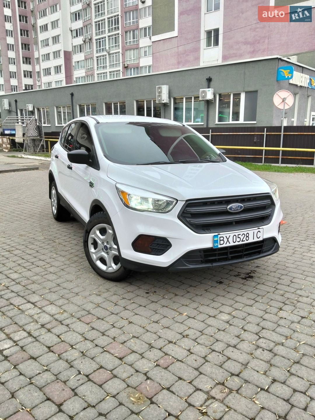 FORD ESCAPE