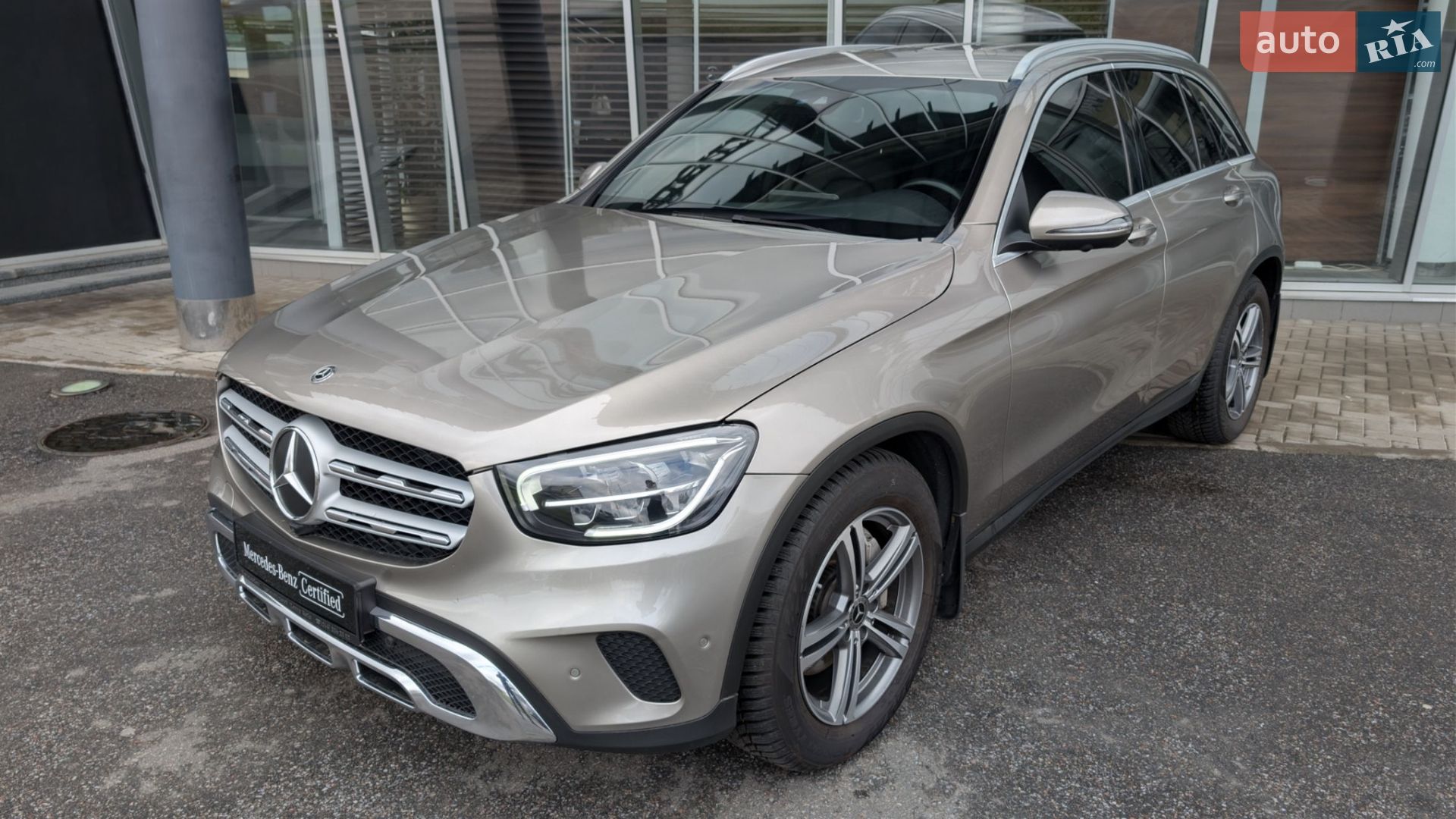 MERCEDES-BENZ GLC 220D 2019