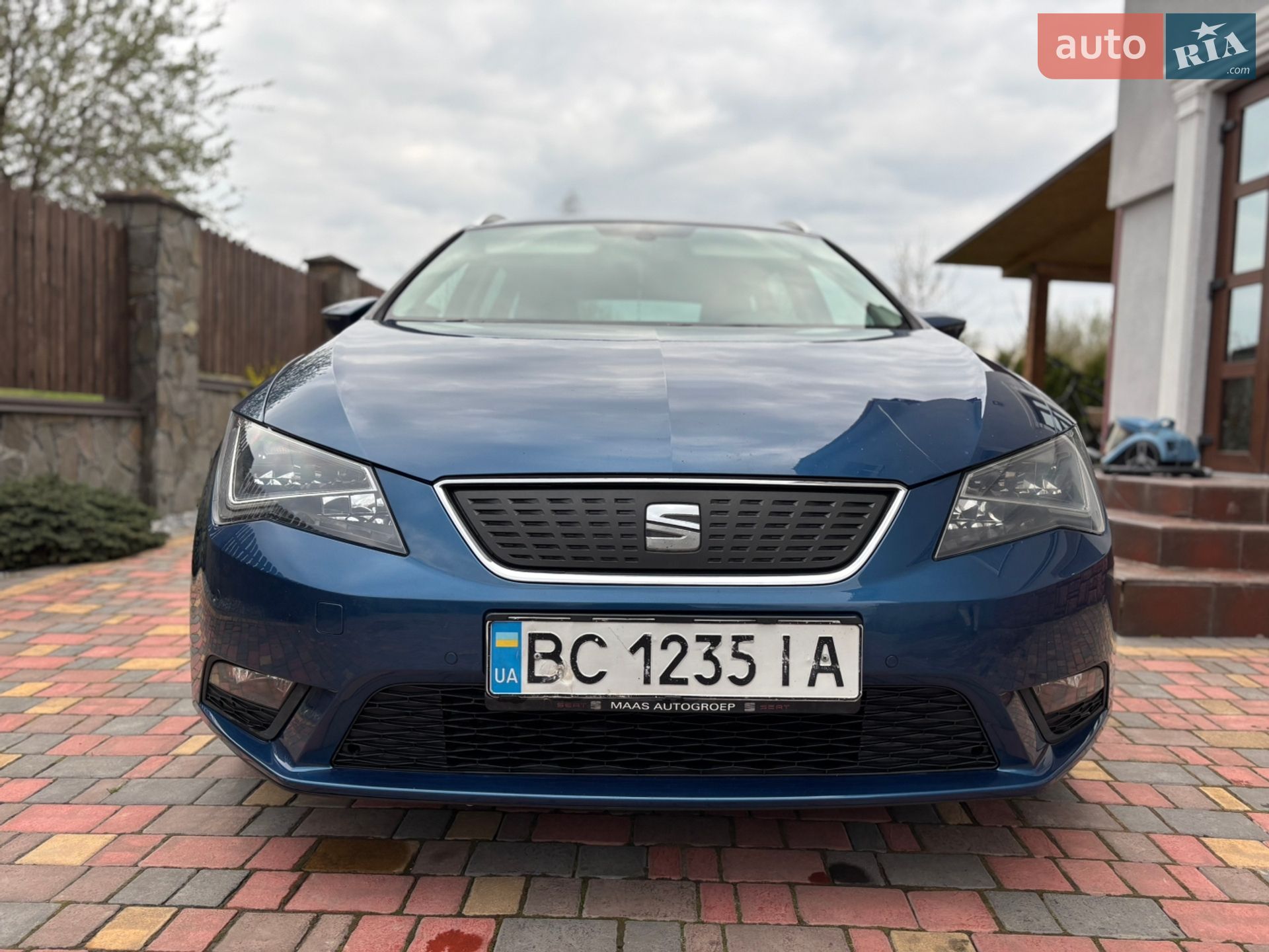 Головне фото звіту автомобіля SEAT LEON 2014