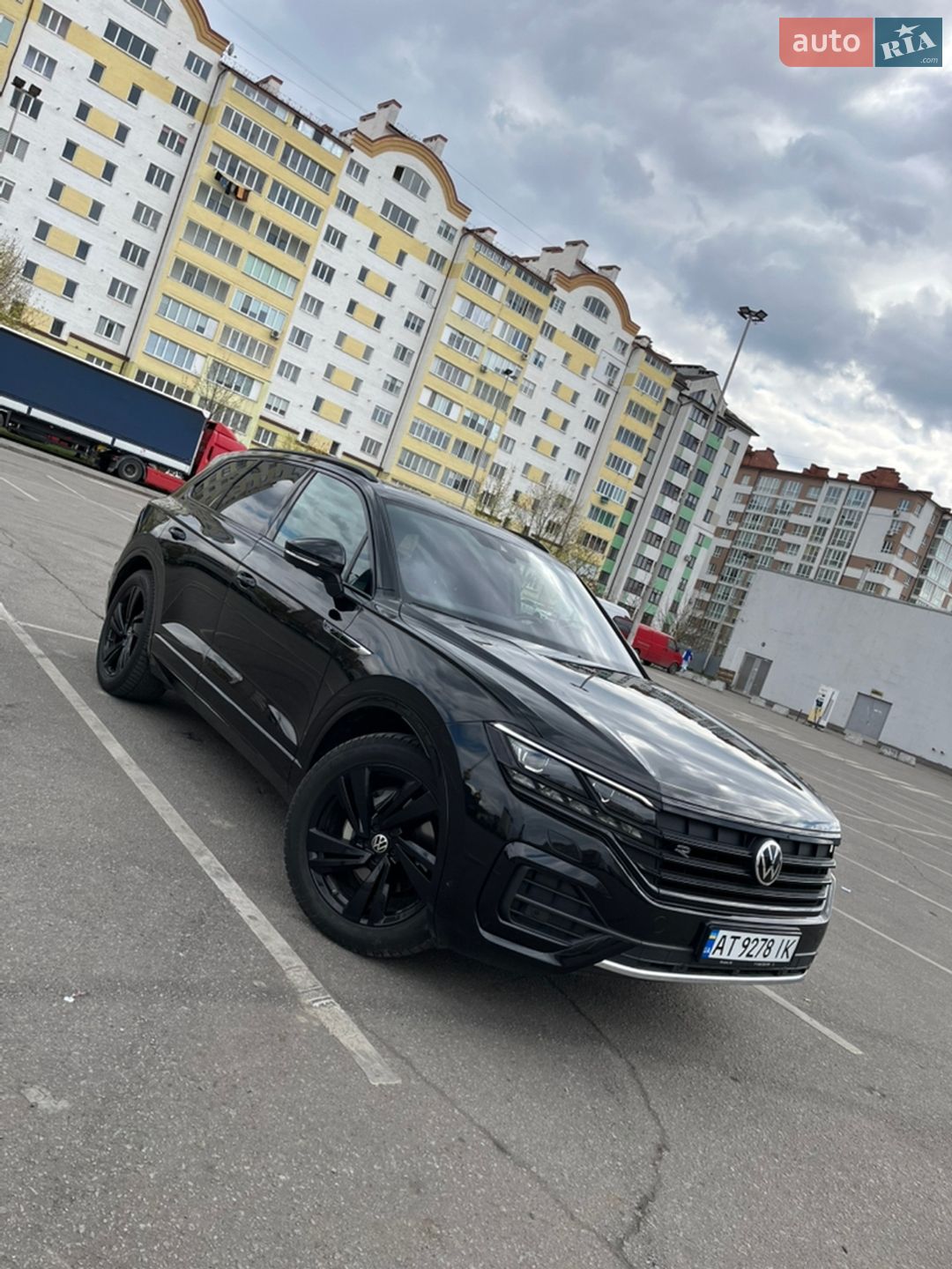 VOLKSWAGEN TOUAREG 2023
