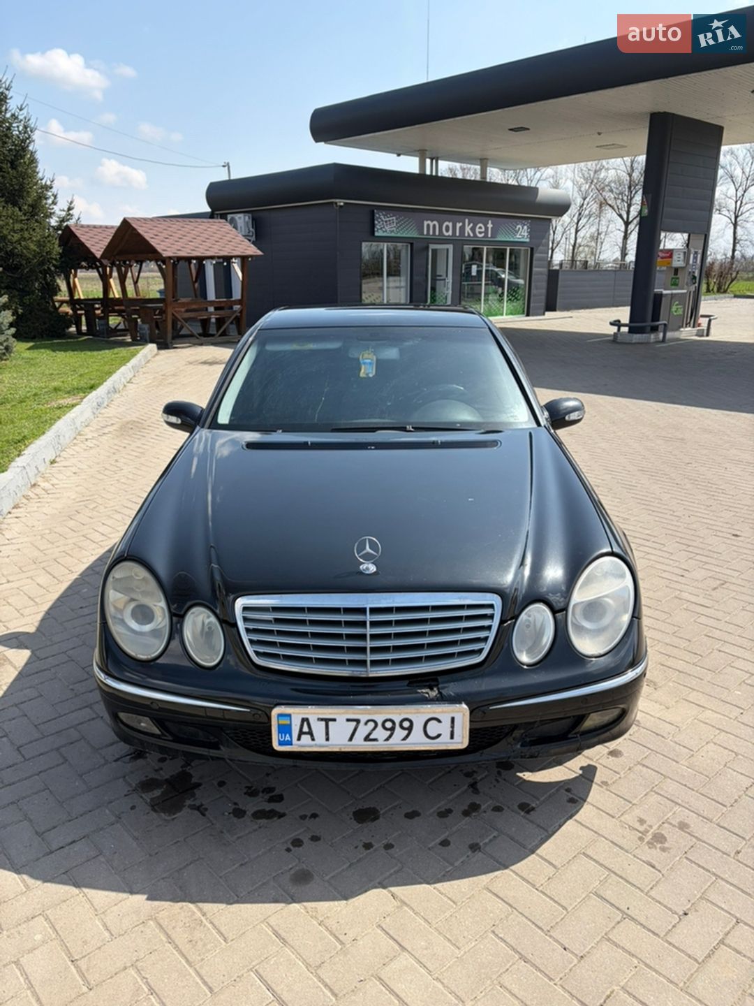 MERCEDES-BENZ E 220 CDI 2002