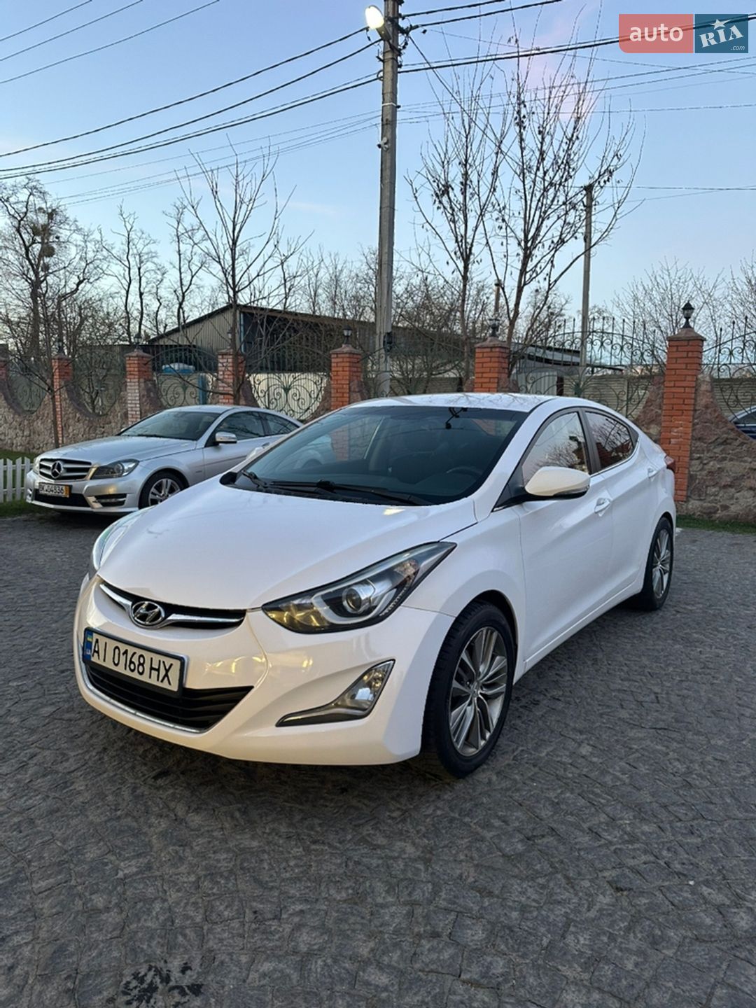 HYUNDAI AVANTE 2014