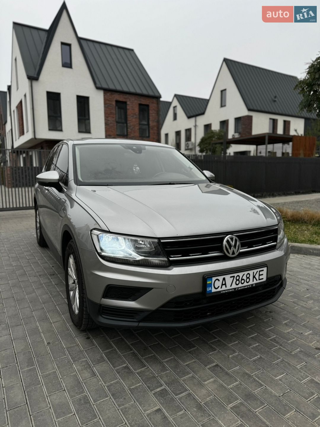VOLKSWAGEN TIGUAN 2017