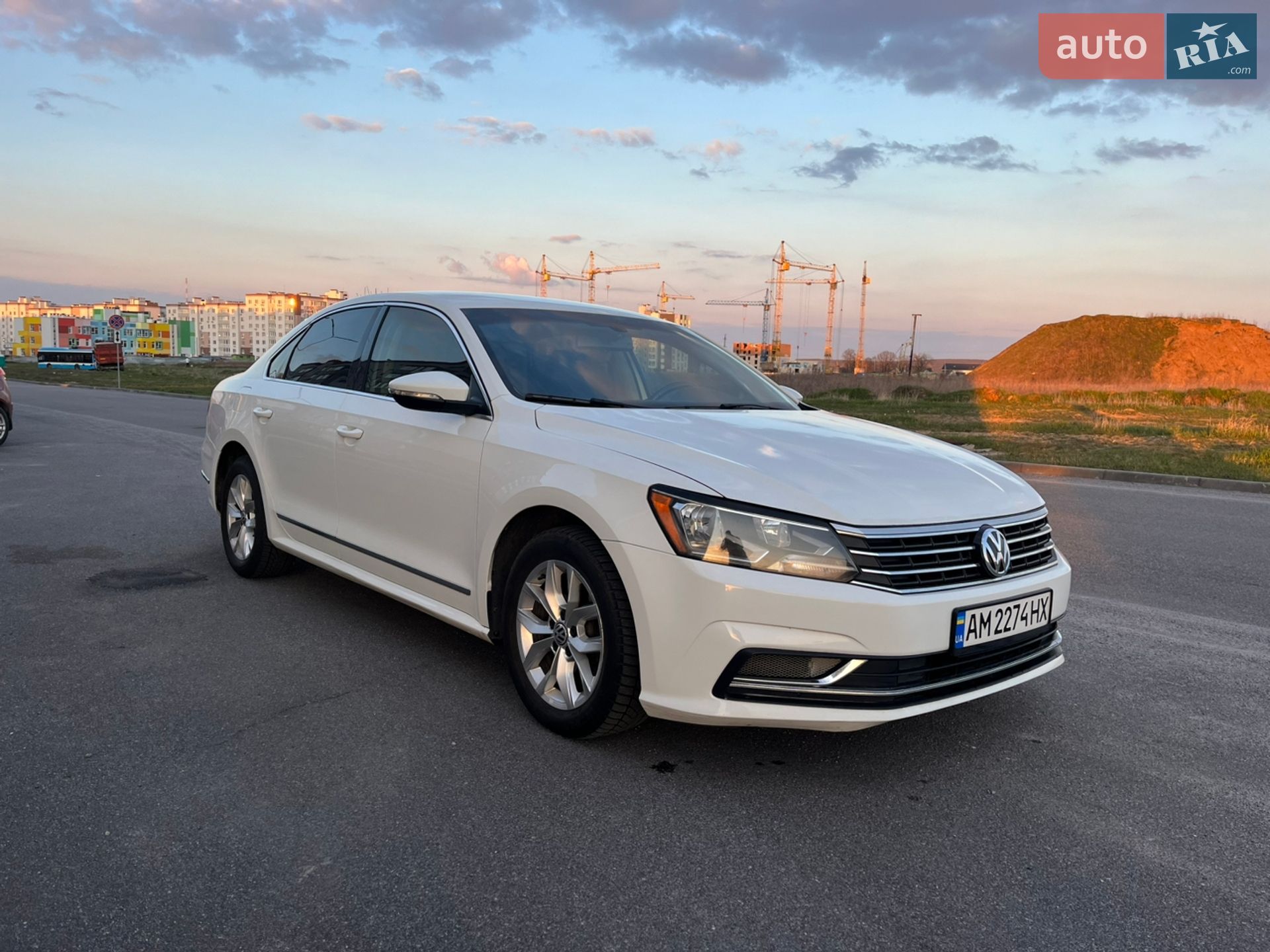 VOLKSWAGEN PASSAT