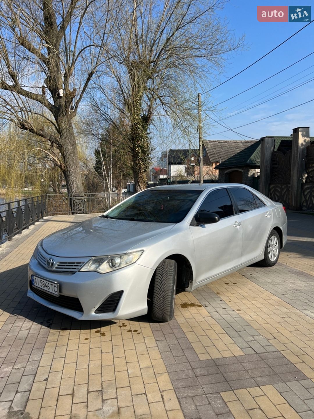 TOYOTA CAMRY