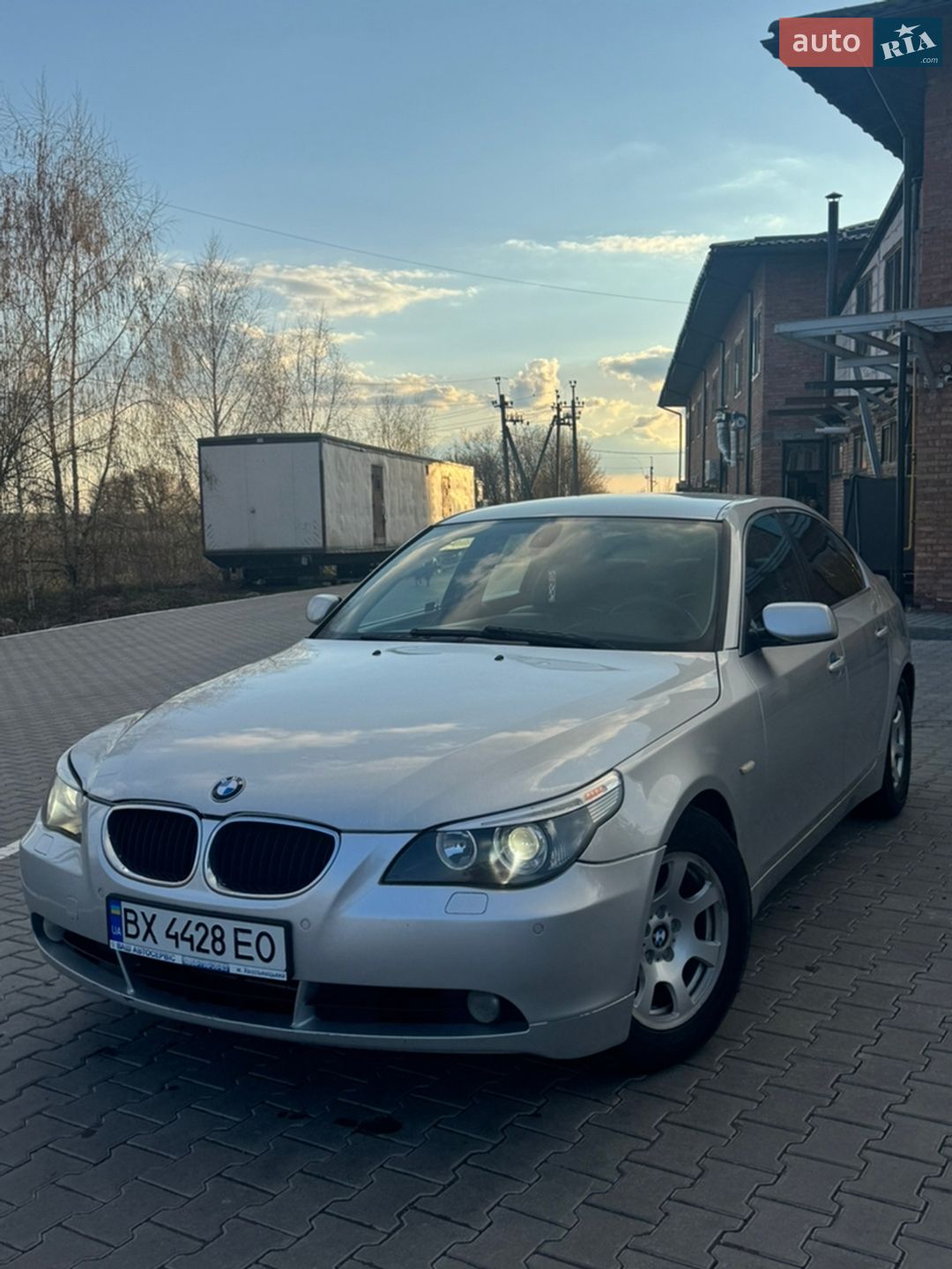 BMW 525 2004