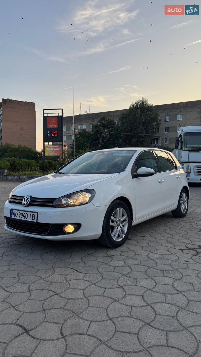 VOLKSWAGEN GOLF 2009