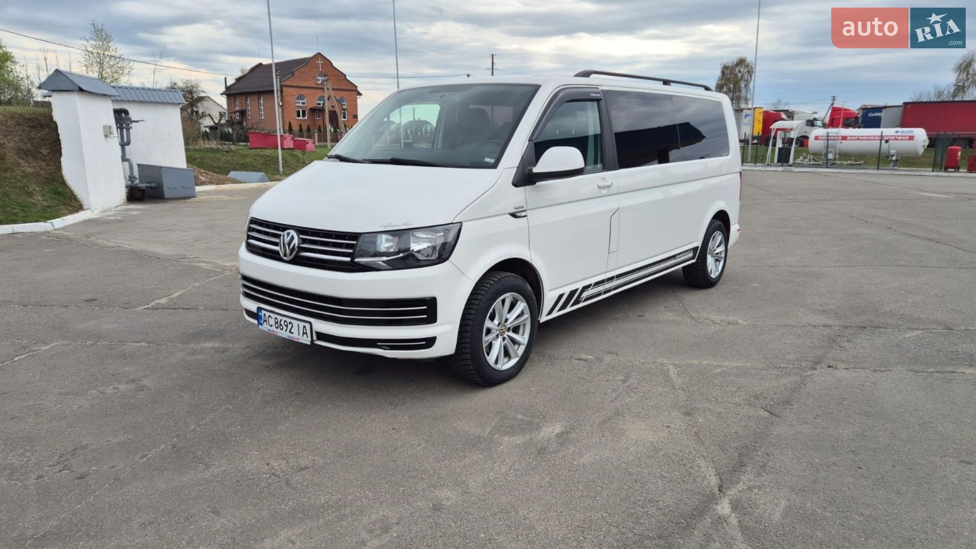 VOLKSWAGEN TRANSPORTER 2016