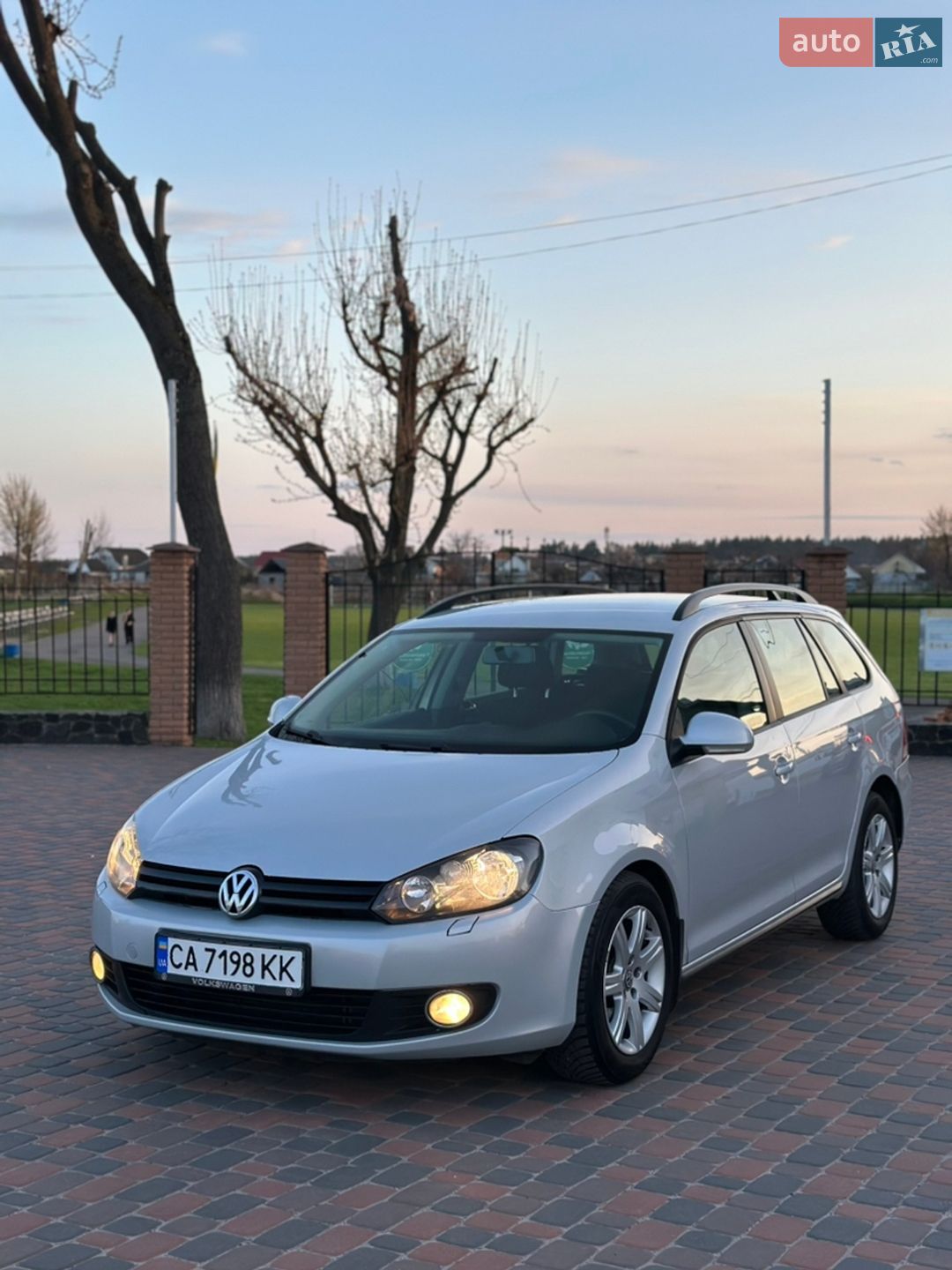 VOLKSWAGEN GOLF 2011