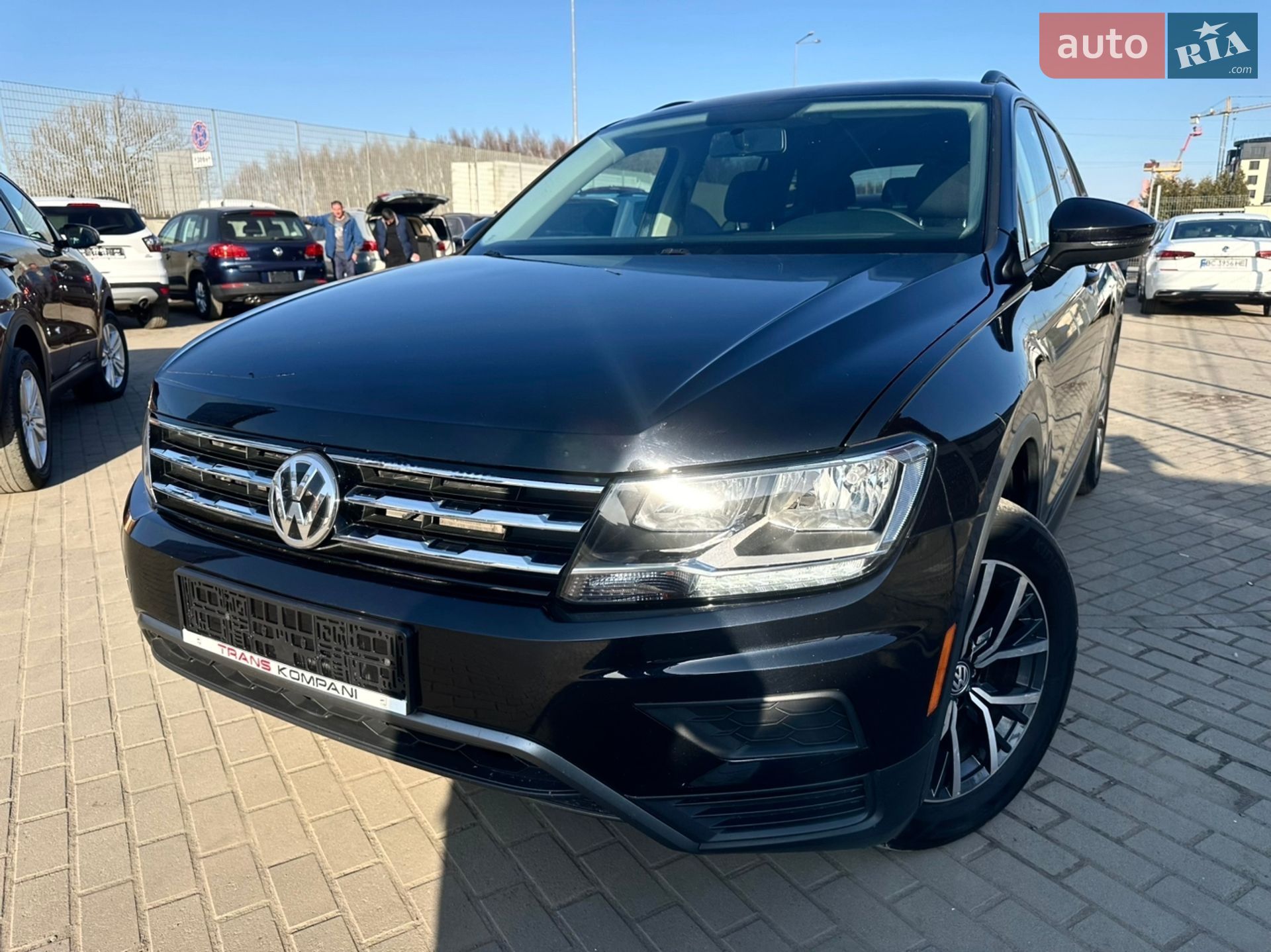 VOLKSWAGEN TIGUAN 2021