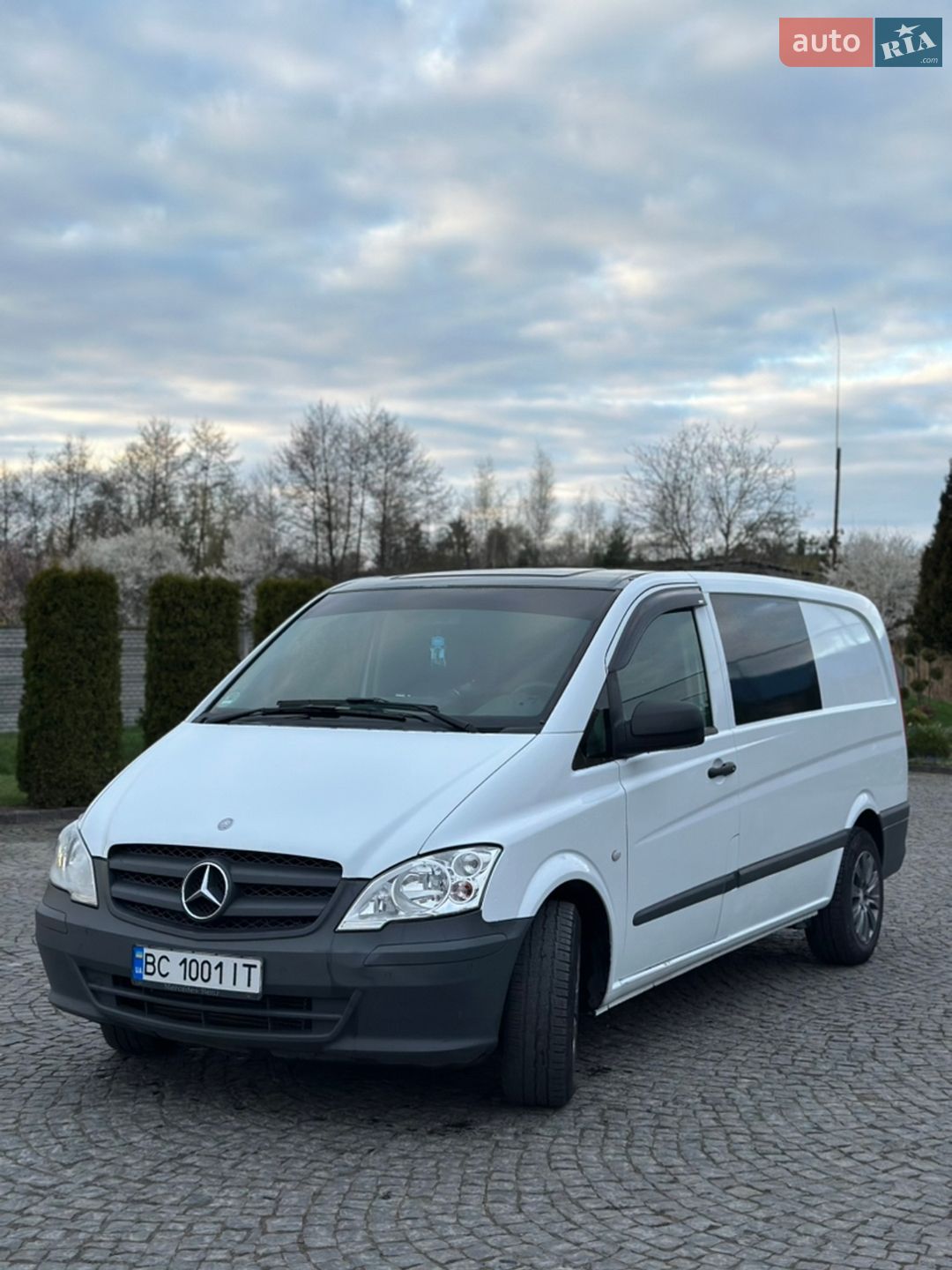 MERCEDES-BENZ VITO 2012