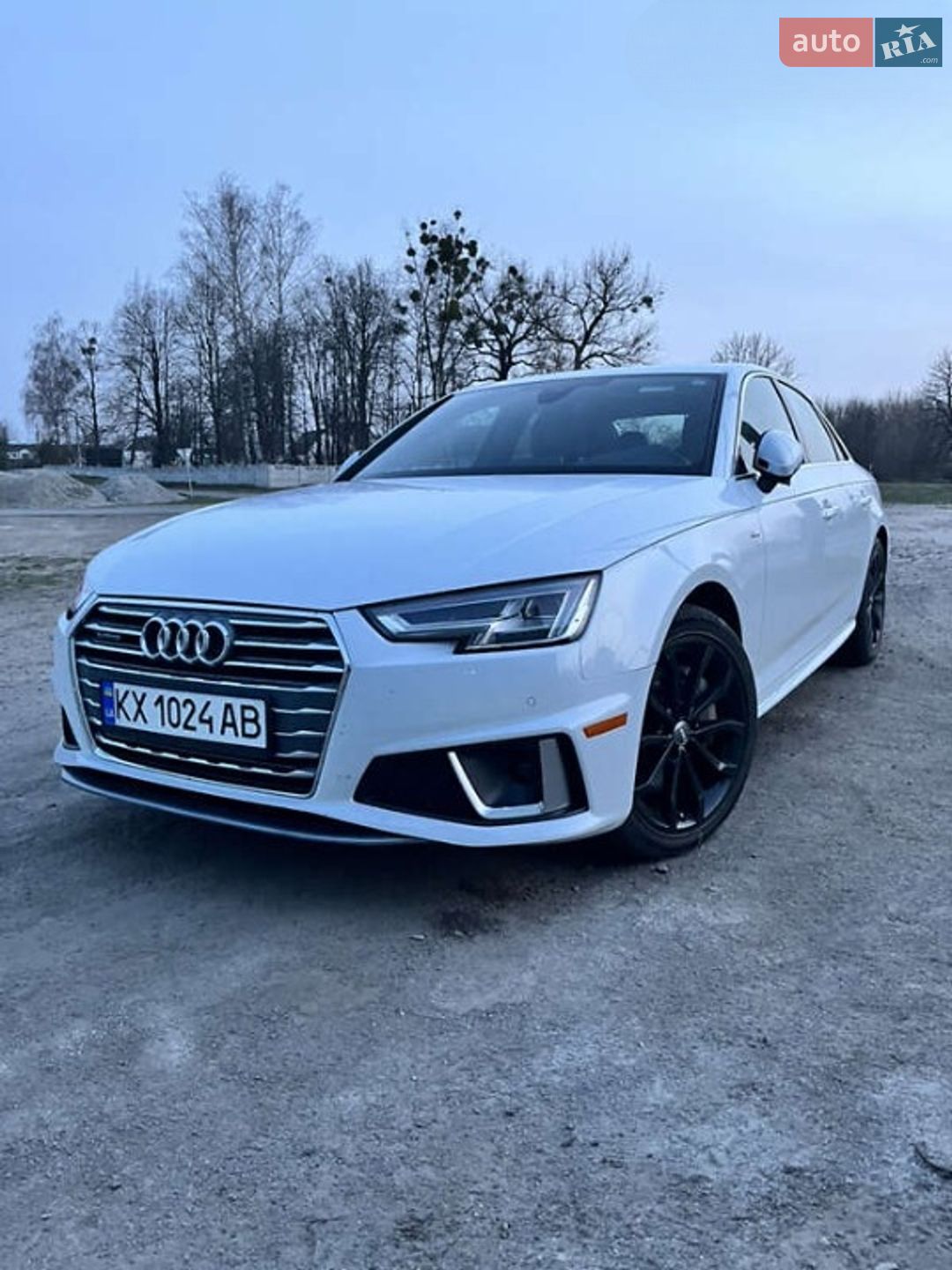 Головне фото звіту автомобіля AUDI A4 2018