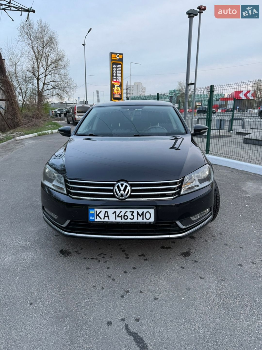 VOLKSWAGEN PASSAT 2011