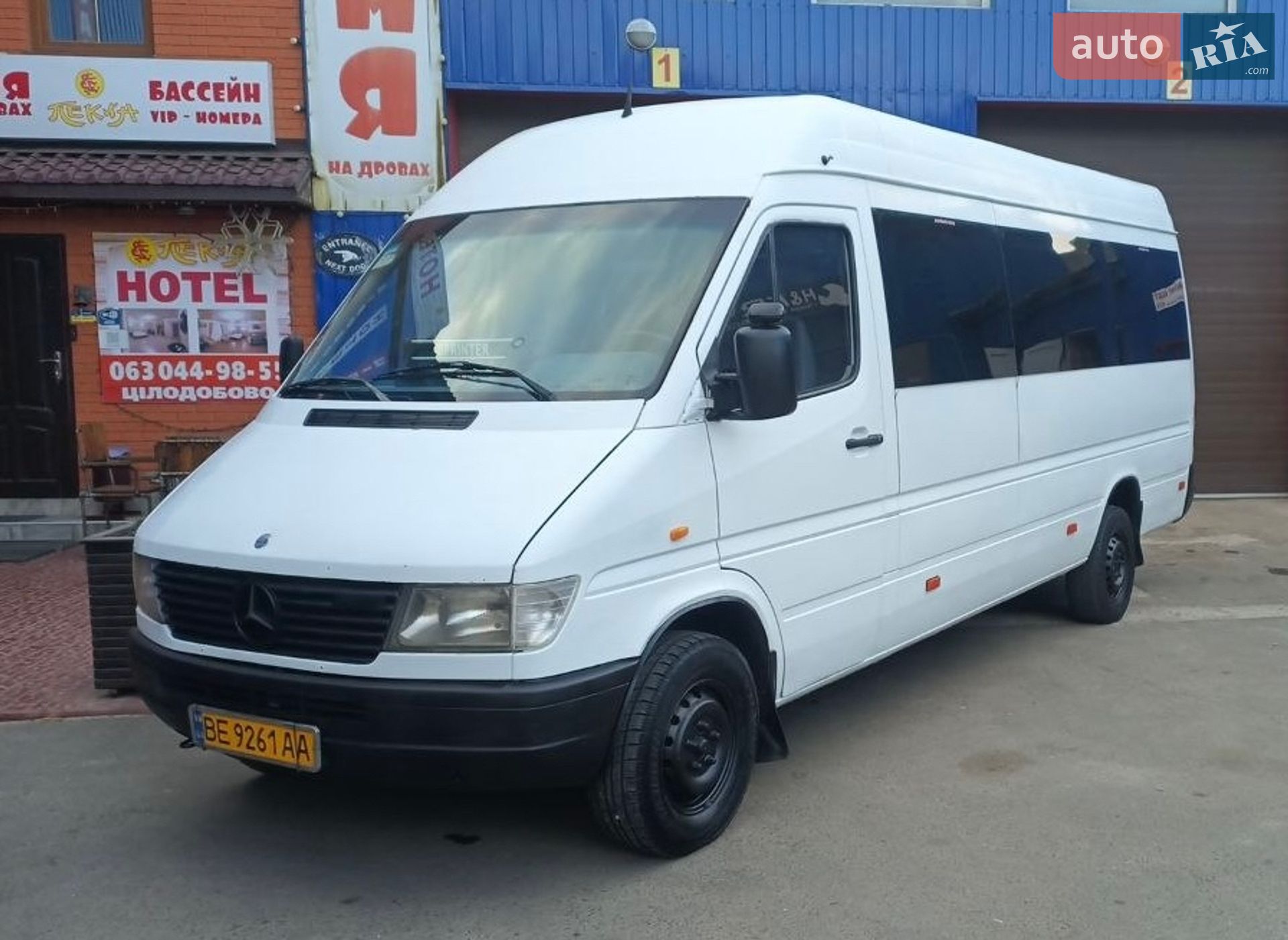 MERCEDES-BENZ 312D 1999