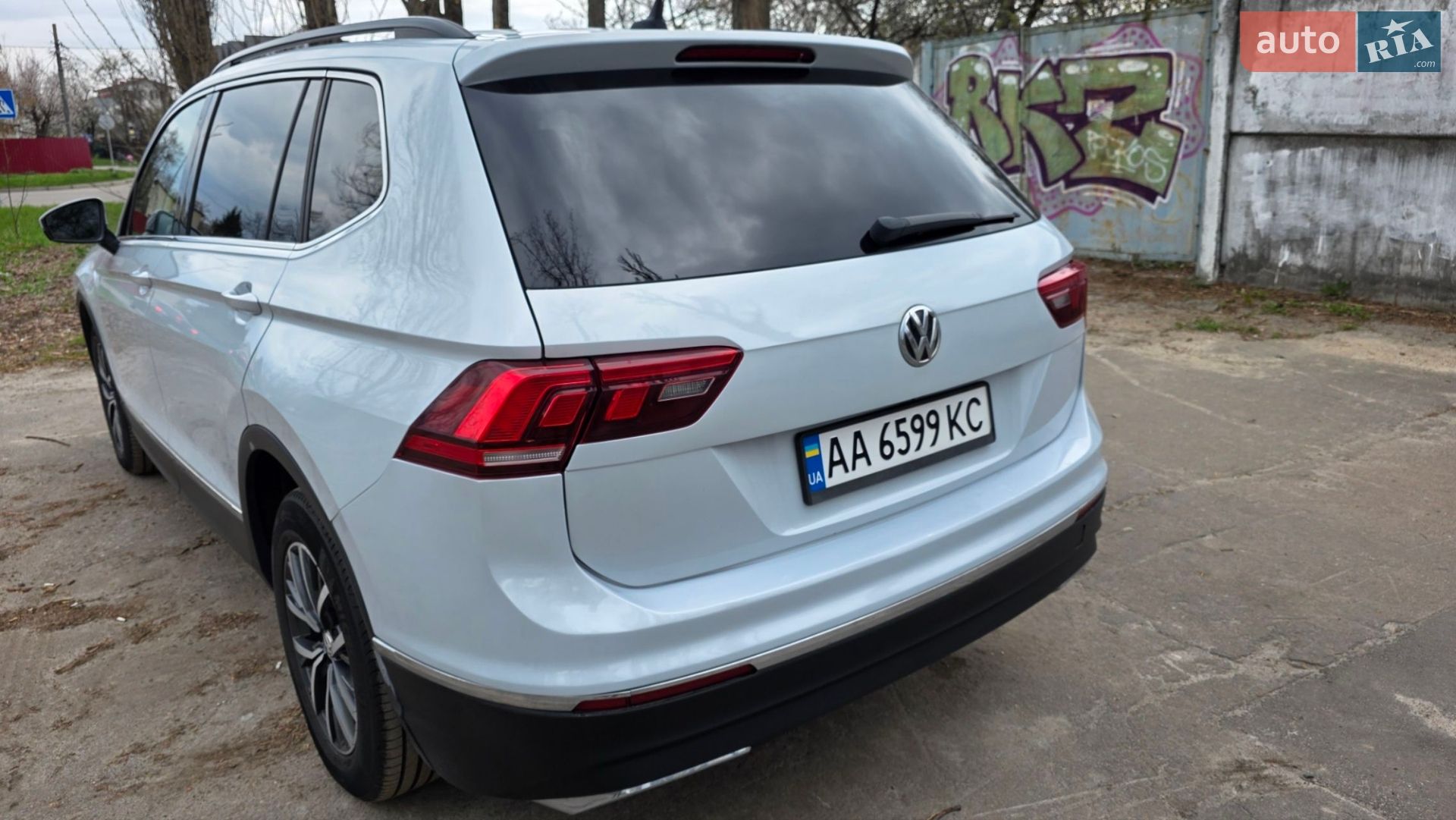 VOLKSWAGEN TIGUAN 2018