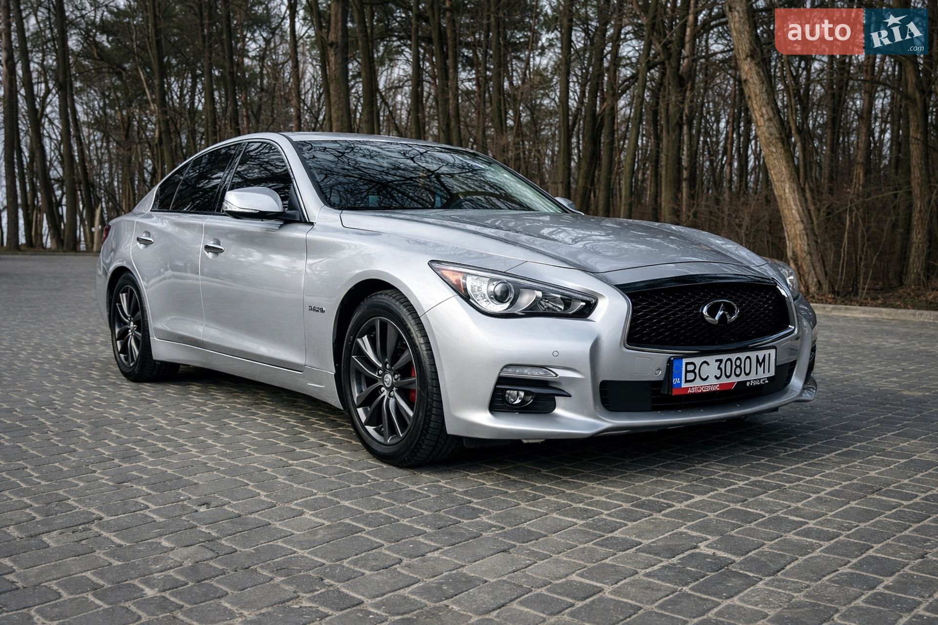INFINITI Q50 2015