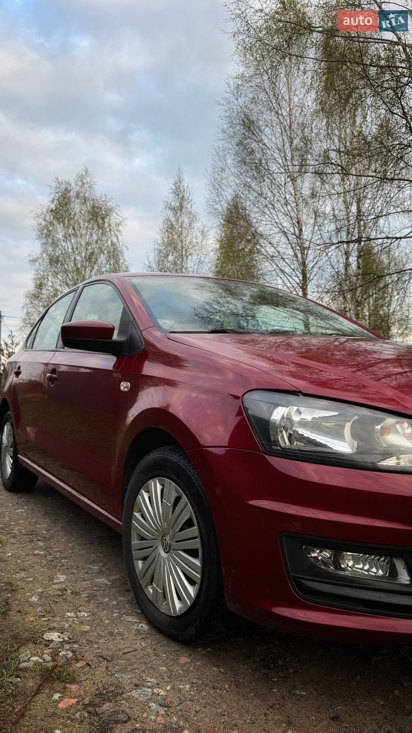 VOLKSWAGEN POLO 2017