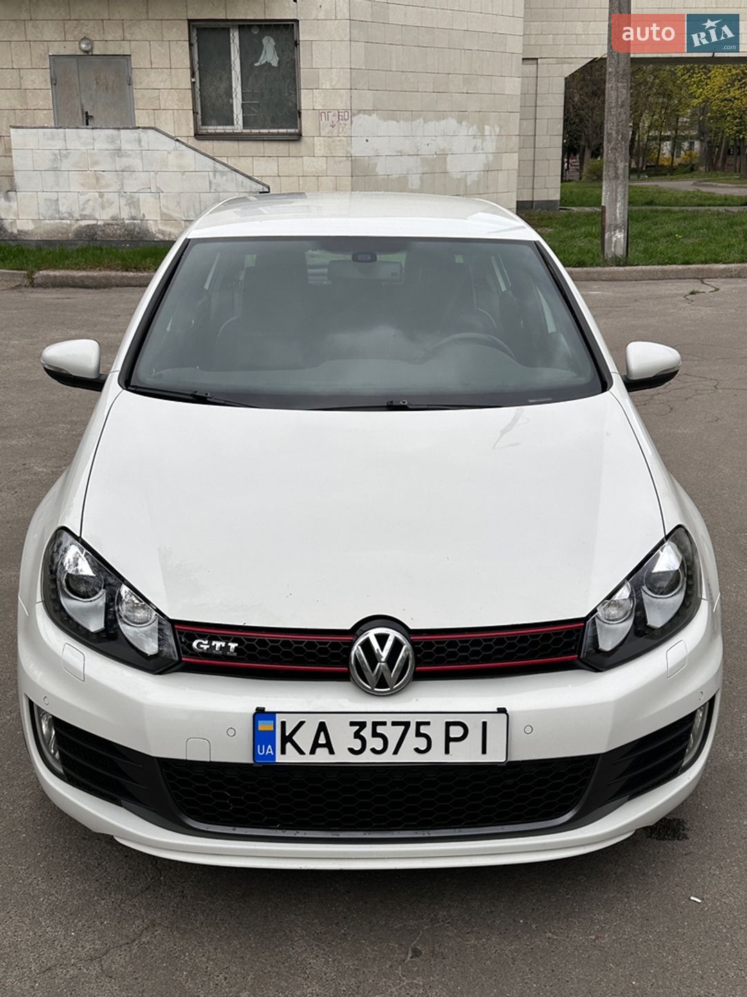 VOLKSWAGEN GOLF 2010