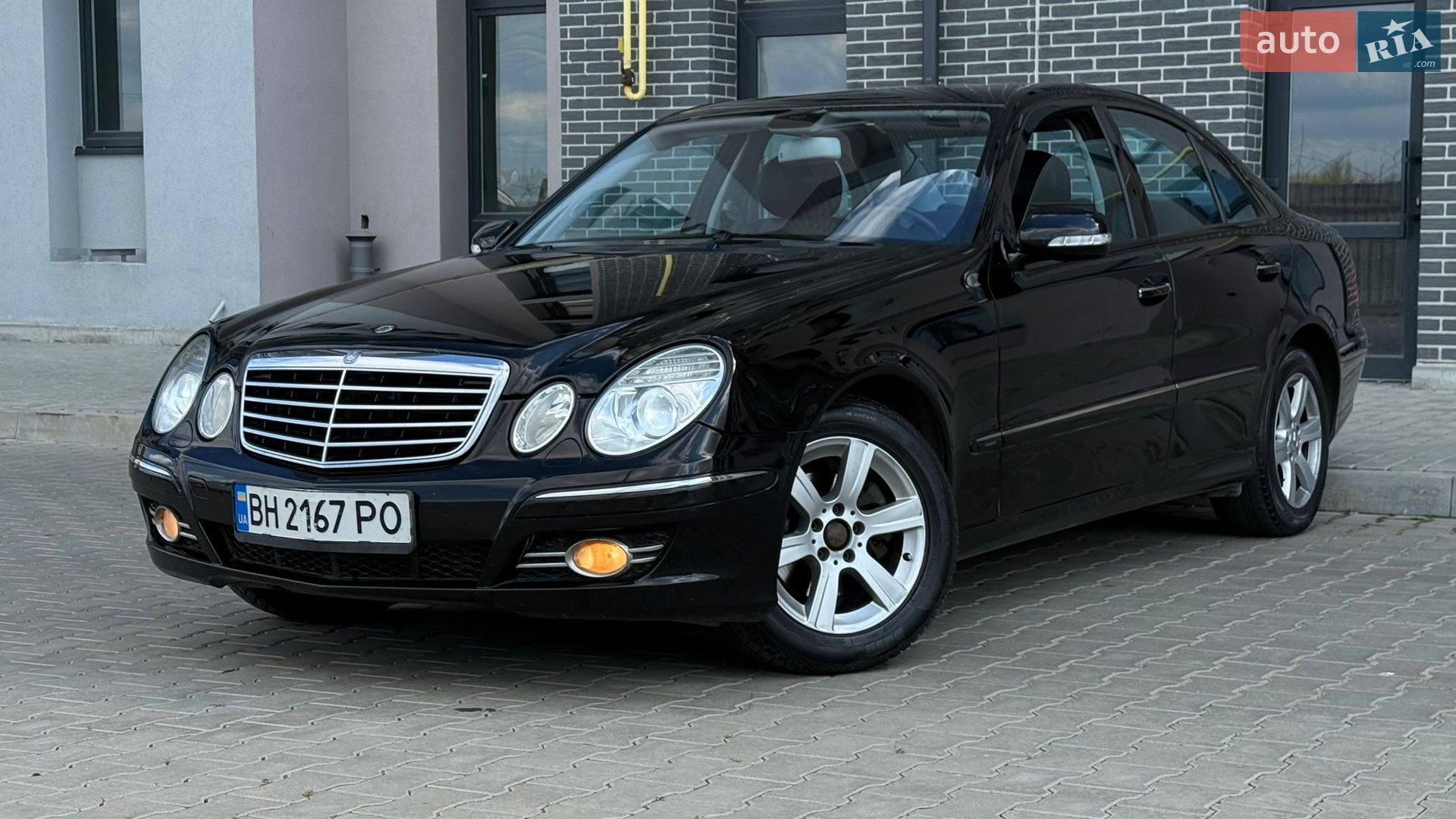 MERCEDES-BENZ E 220 2006