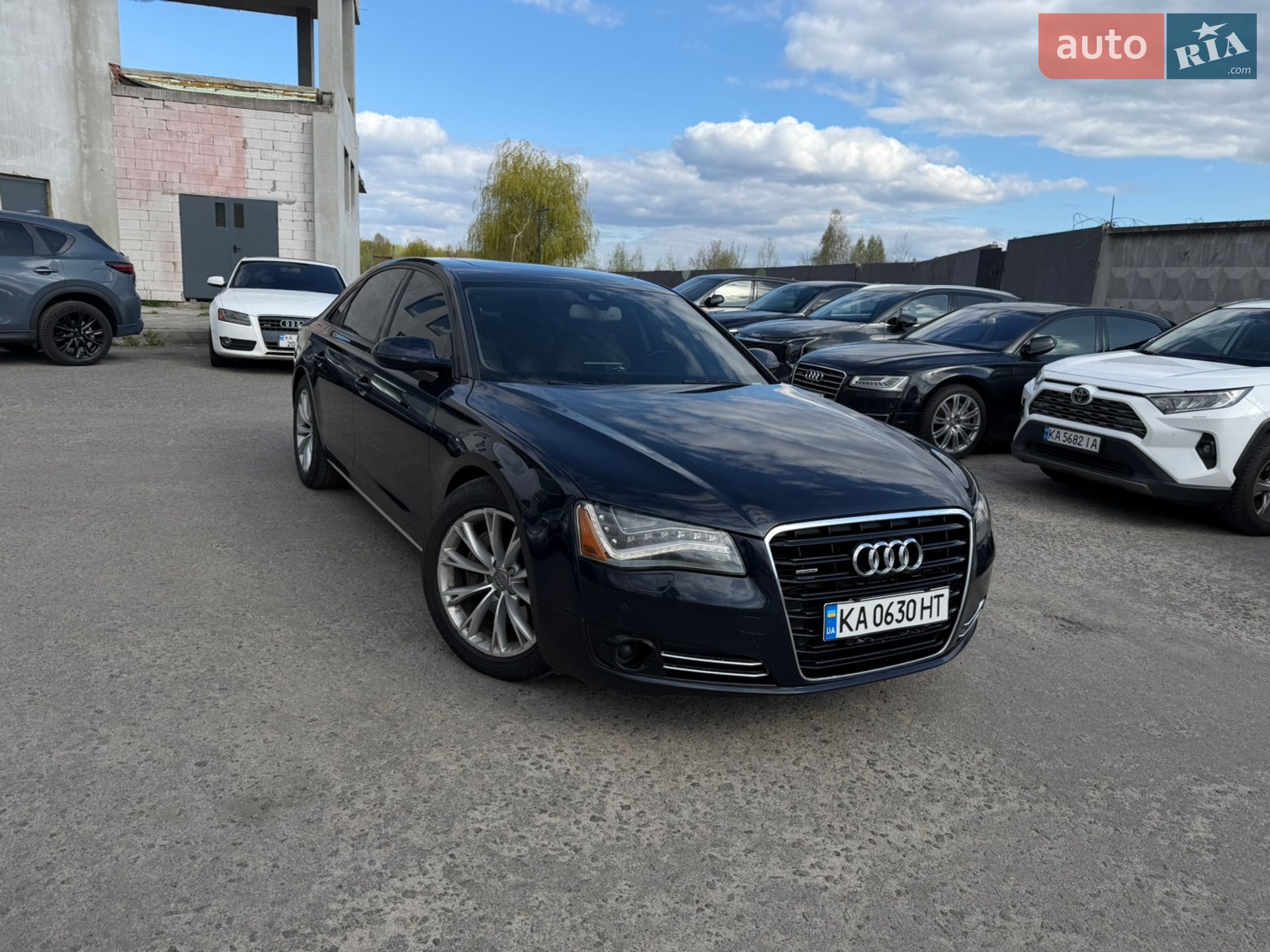 AUDI A8 2012