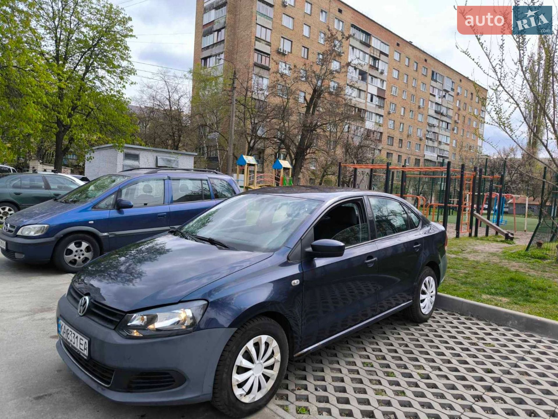 VOLKSWAGEN POLO 2014