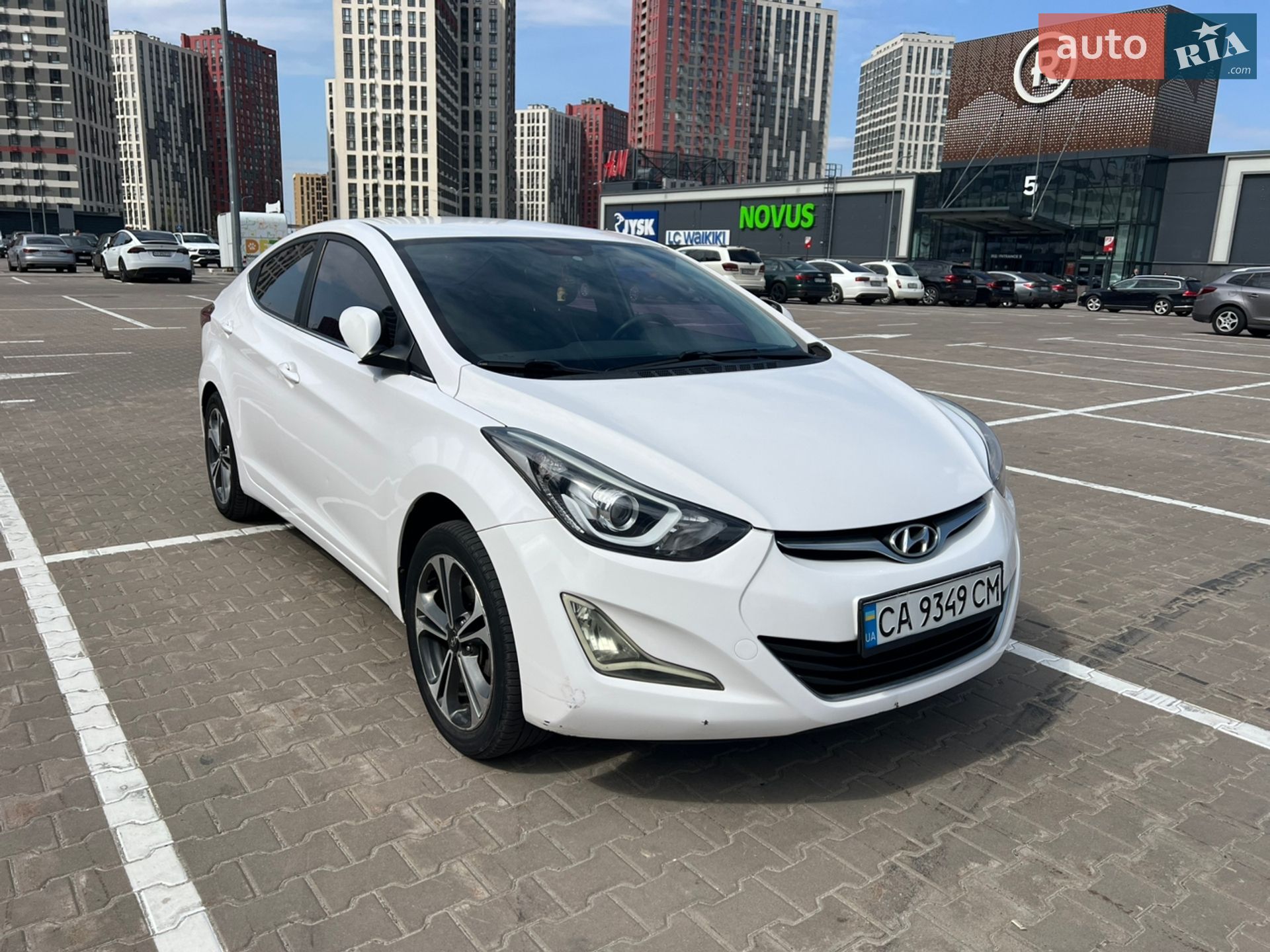 HYUNDAI AVANTE 2013