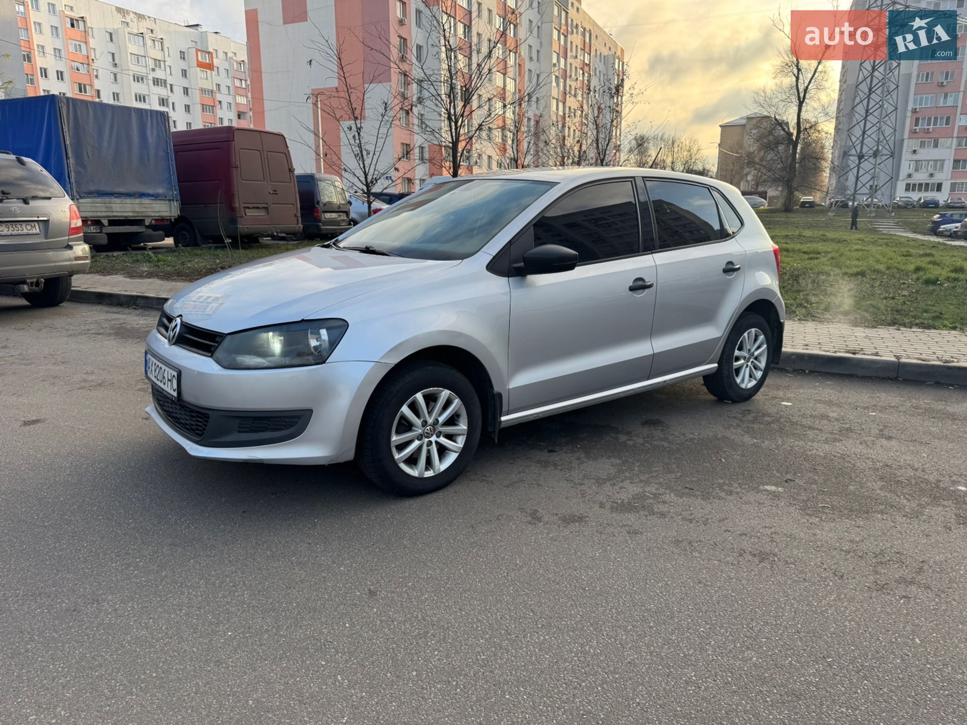VOLKSWAGEN POLO 2010