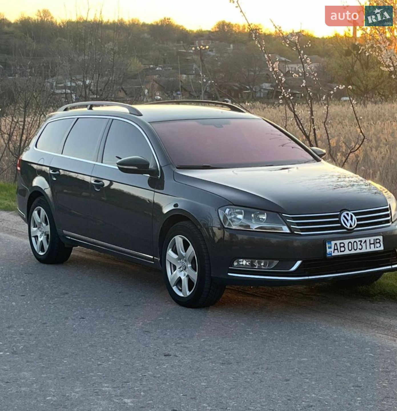 VOLKSWAGEN PASSAT 2012