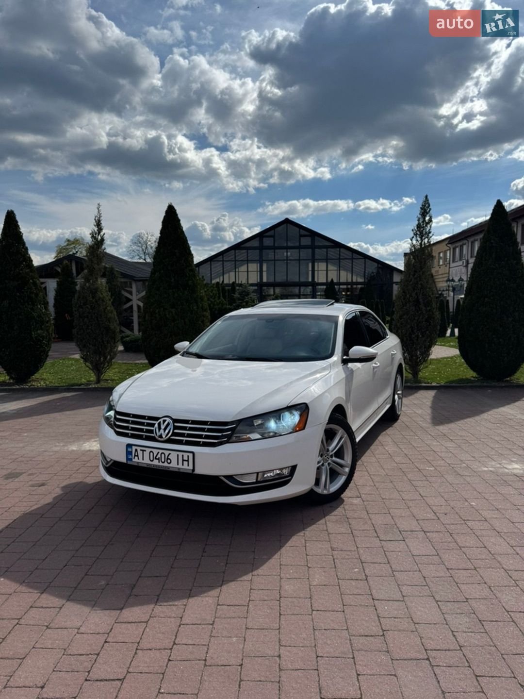 VOLKSWAGEN PASSAT 2012