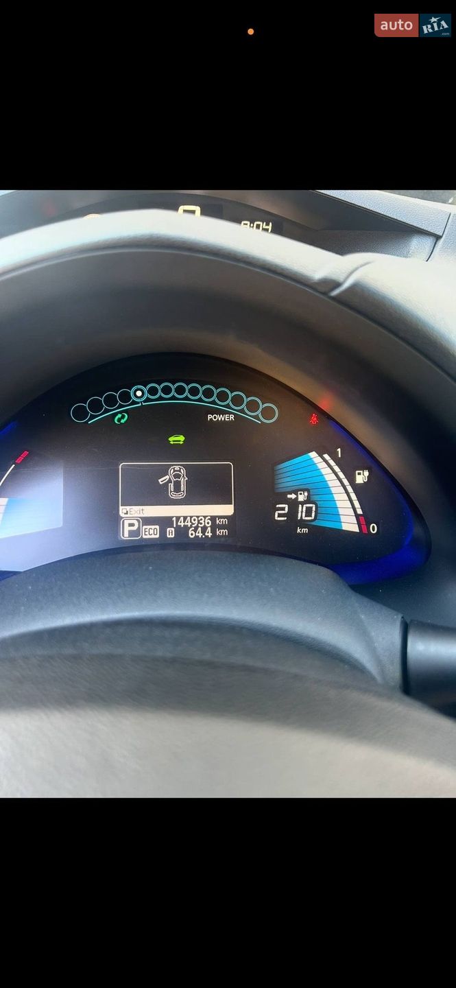 Головне фото звіту автомобіля NISSAN LEAF 2016
