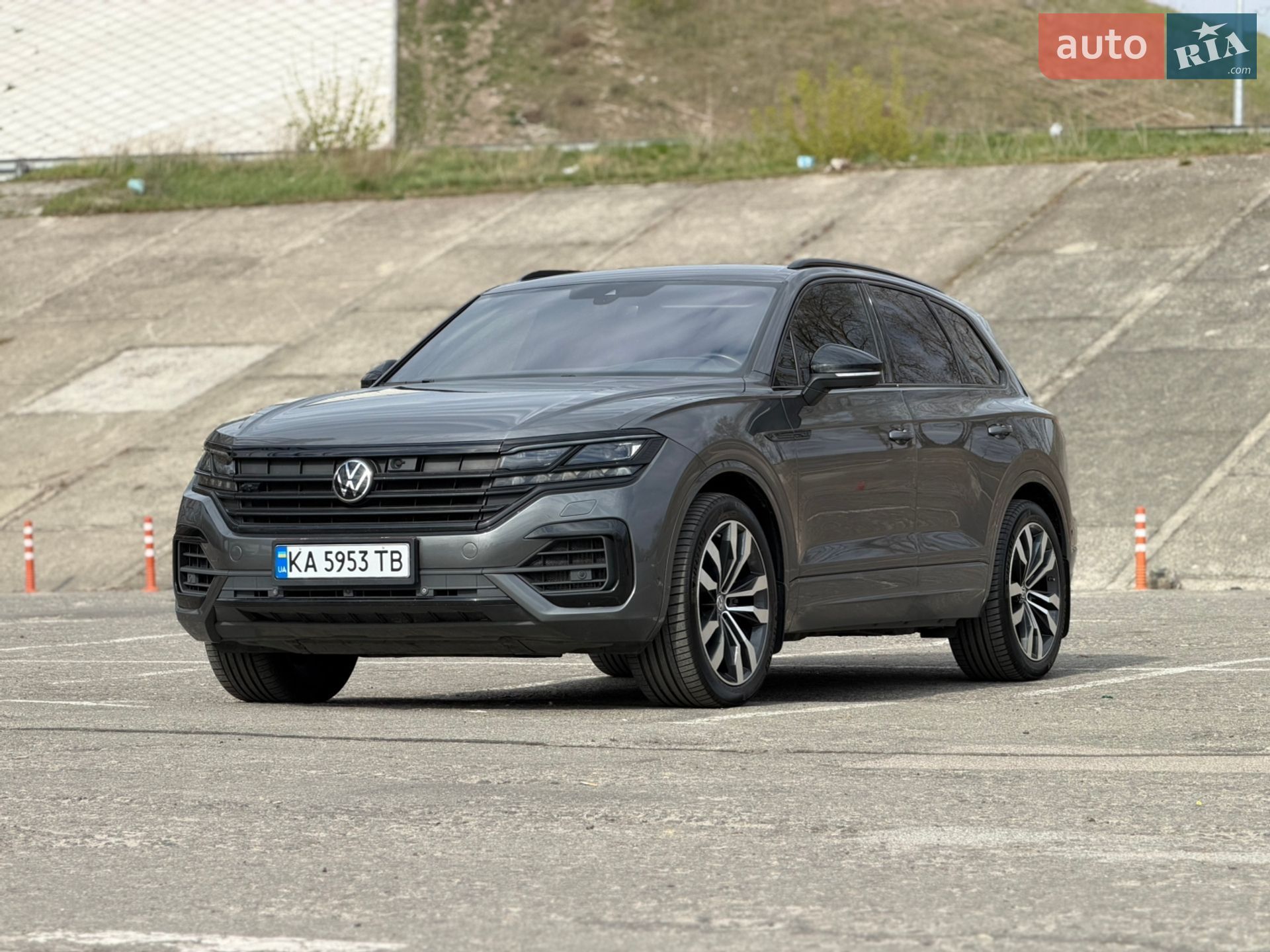 VOLKSWAGEN TOUAREG 2021