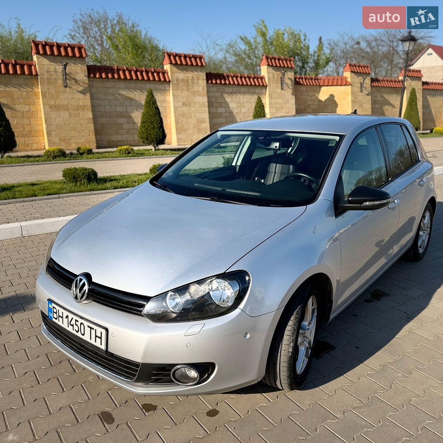 VOLKSWAGEN GOLF 2012