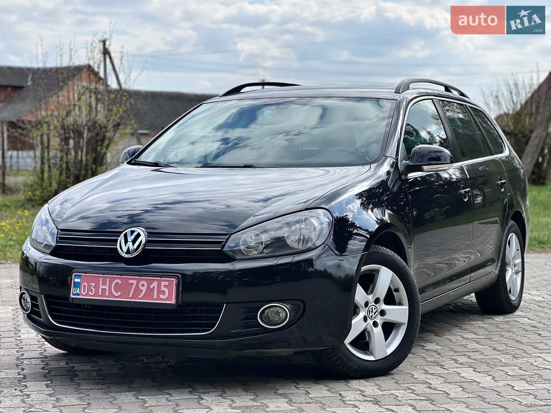 VOLKSWAGEN GOLF 2010