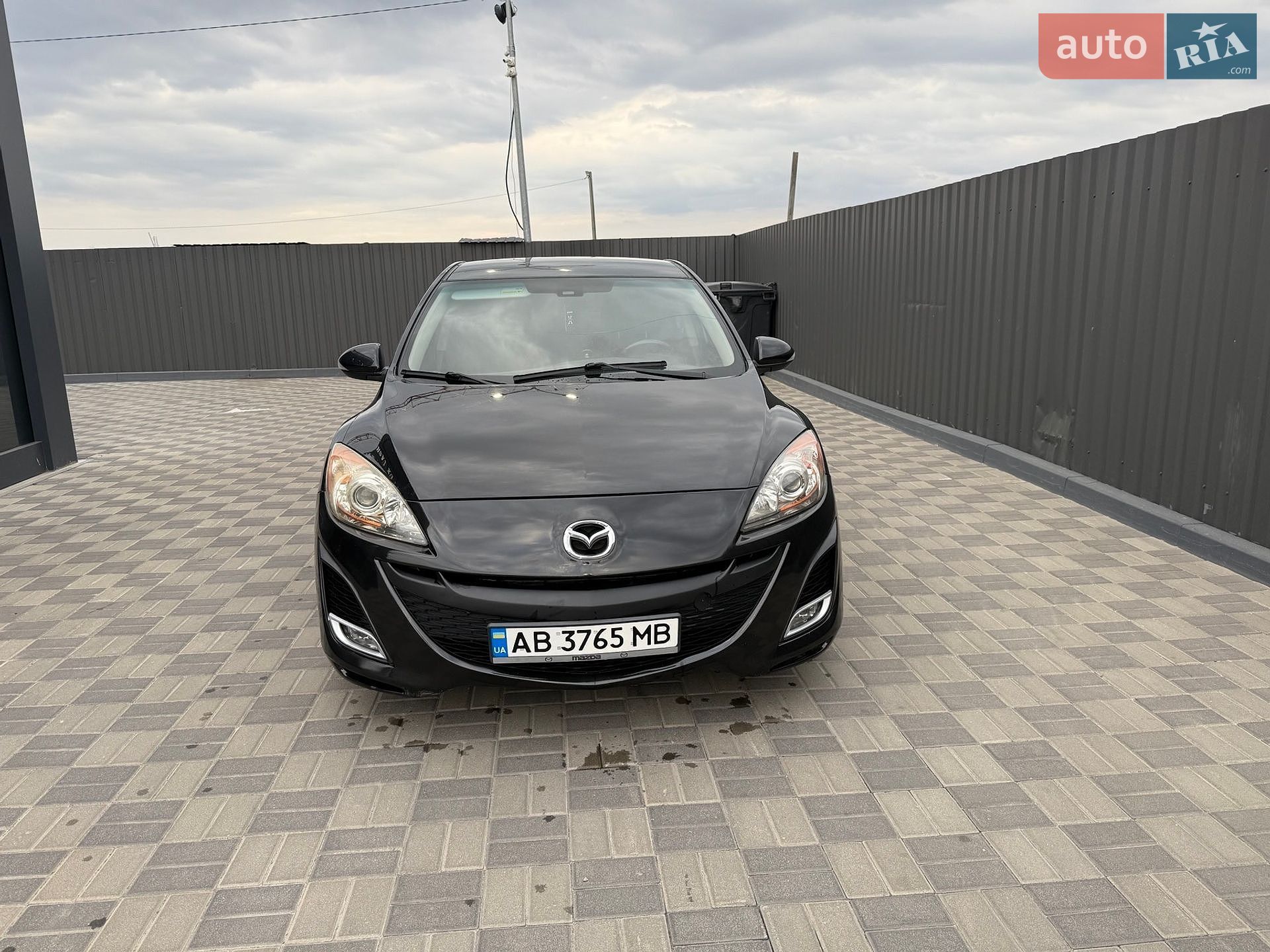MAZDA 3 2009