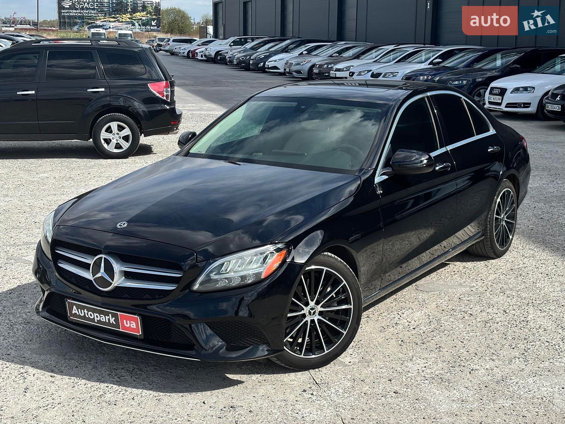 MERCEDES-BENZ C 300 2021